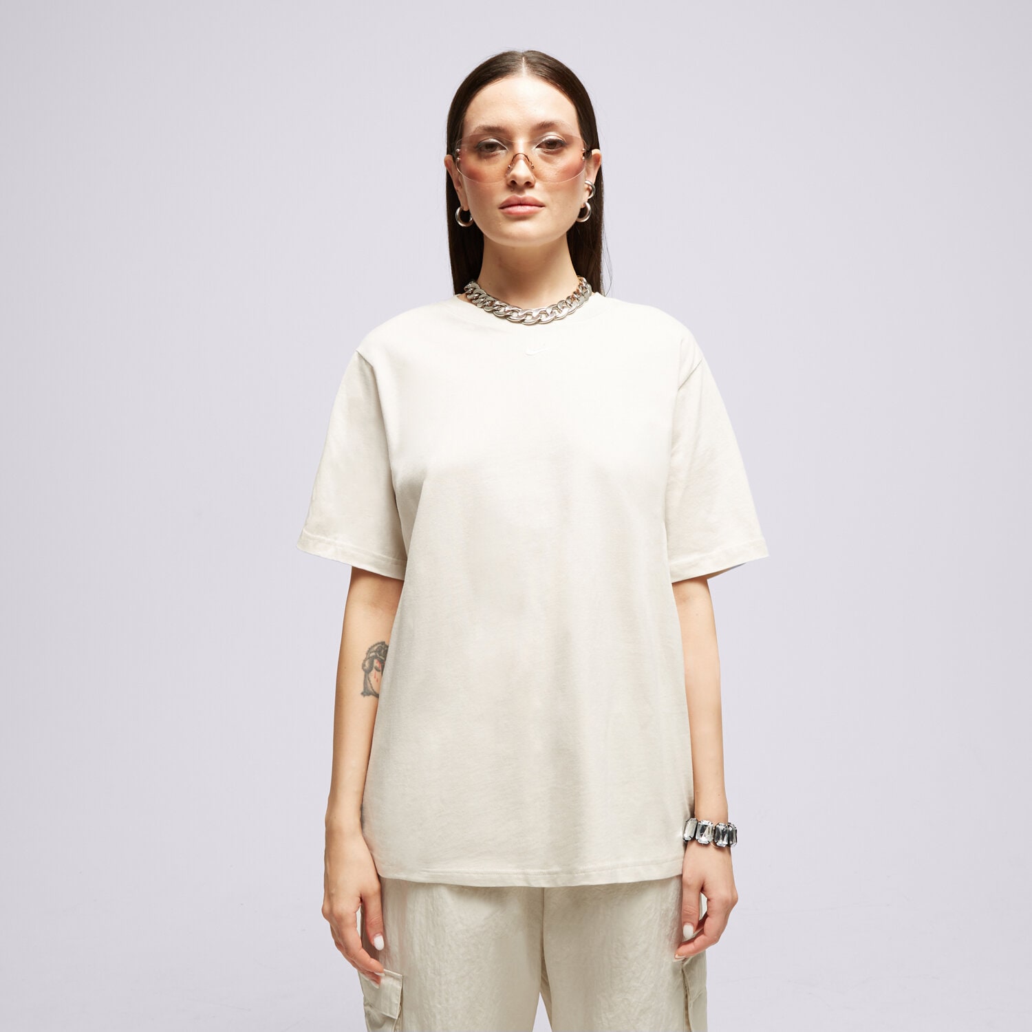 Femei tricou NIKE TRICOU W NSW ESSNTL LBR FD4149-104 Alb