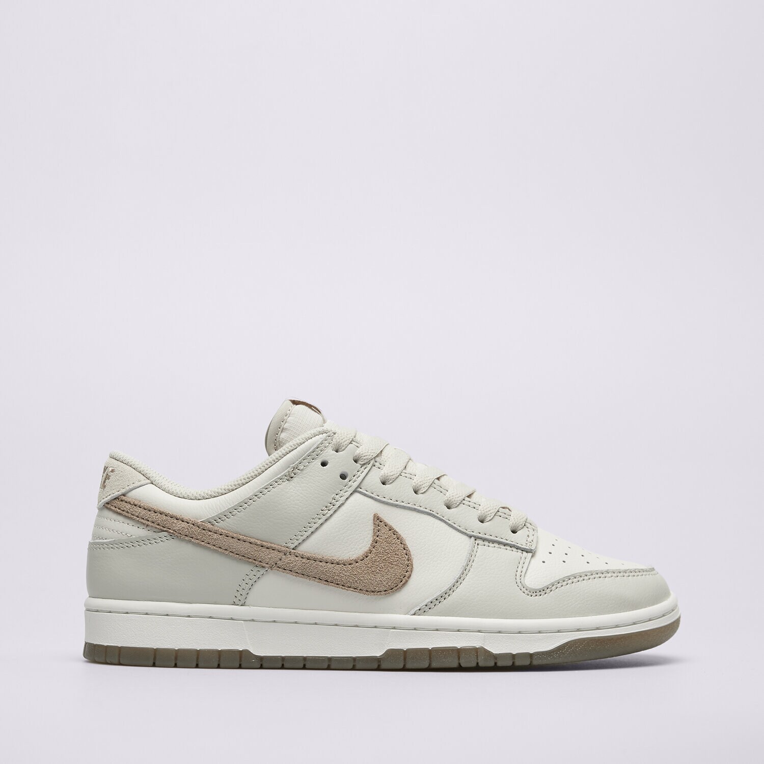 Barbați pantofi sport NIKE DUNK LOW RETRO SE ESS+ FJ4188-001 Bej