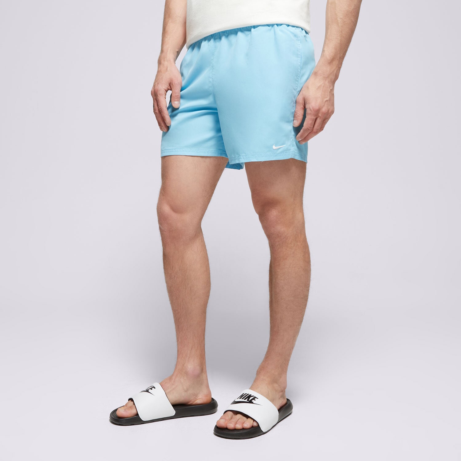 Femei pantaloni scurți NIKE SWIM PANTALONI SCURȚI NIKE ESSENTIAL 5" SHORTS NESSA560-486 turcoaz