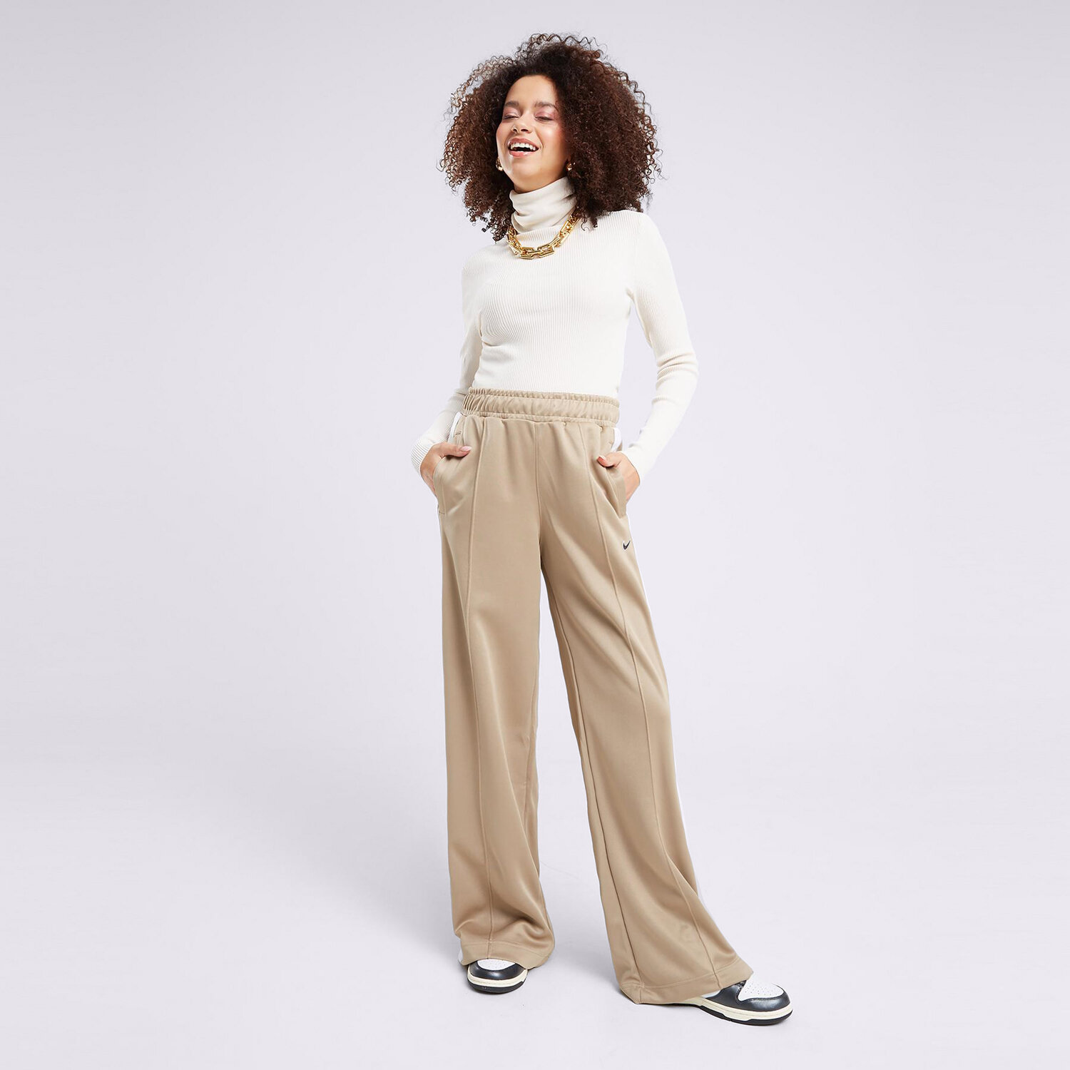 Femei pantaloni NIKE PANTALONI  W NSW PK PANT SW STREETSWEAR FZ7279-247 Kaki