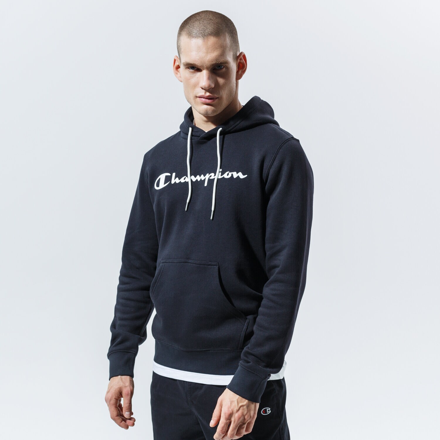 Bărbați bluză CHAMPION BLUZĂ CU GLUGĂ HOODED SWEATSHIRT 214743KK001 Negru