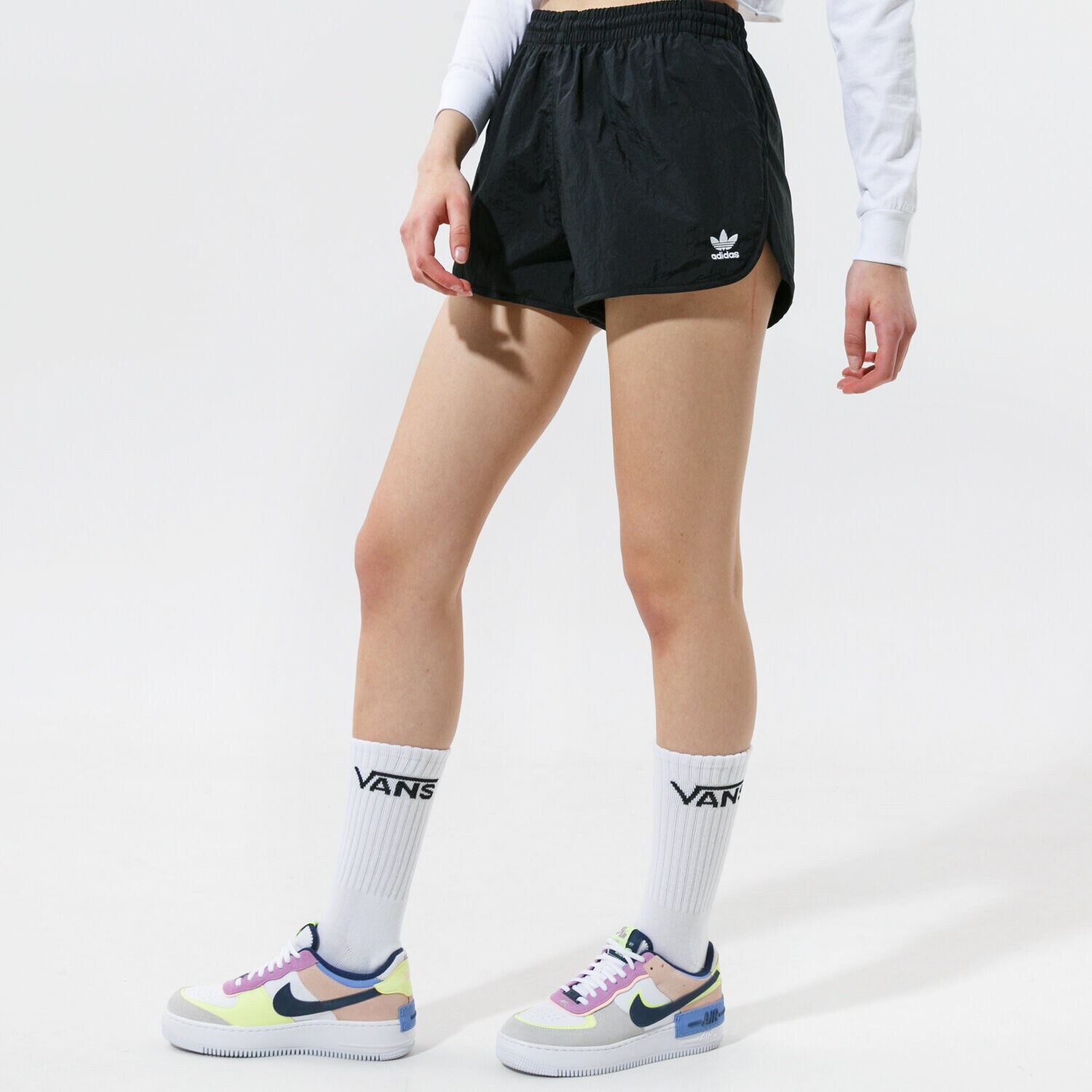 Femei pantaloni scurți ADIDAS PANTALONI SCURȚI 3STR SHORTS GN2885 Negru