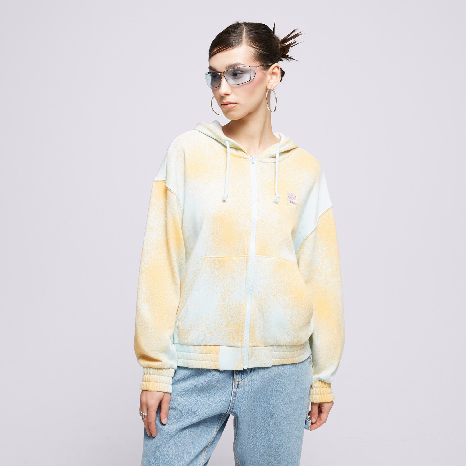 Femei bluză ADIDAS BLUZĂ CU GLUGĂ AOP ZIP HOODIE HL6612 Mulicolor