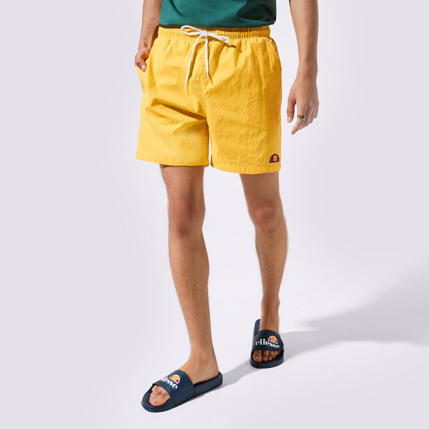 Femei pantaloni scurți ELLESSE PANTALONI SCURȚI HUGU SHE09977YELLOW Galben