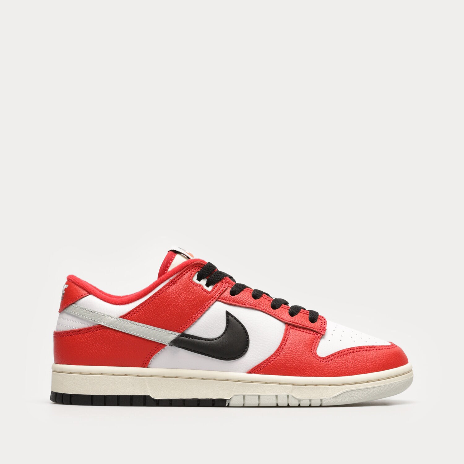 Barbați pantofi sport NIKE DUNK LOW RETRO PRM DZ2536-600 Roșu