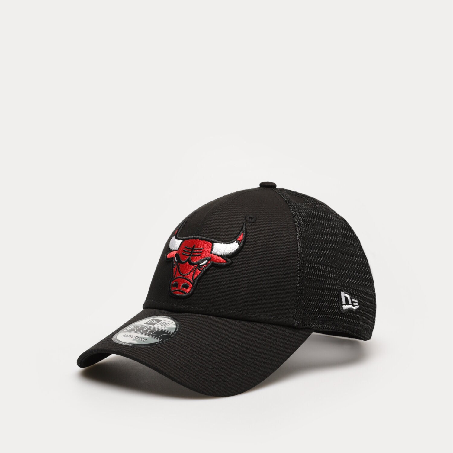 Bărbați șapcă NEW ERA CACIULA HOME FIELD 940 TRUCKER BULLS CHICAGO BULLS 60358154 Negru