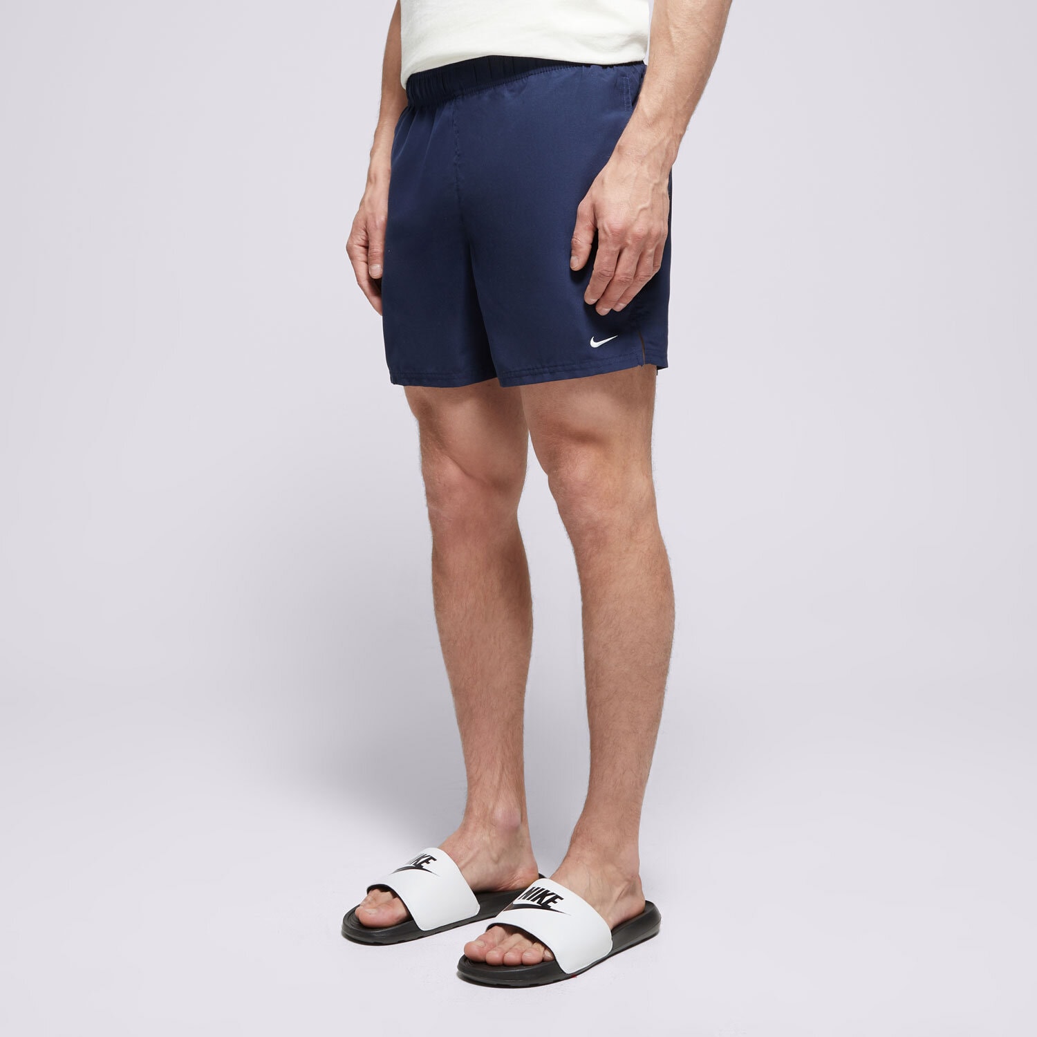 Femei pantaloni scurți NIKE SWIM PANTALONI SCURȚI ESSENTIAL 5" NESSA560-440 Bleumarin