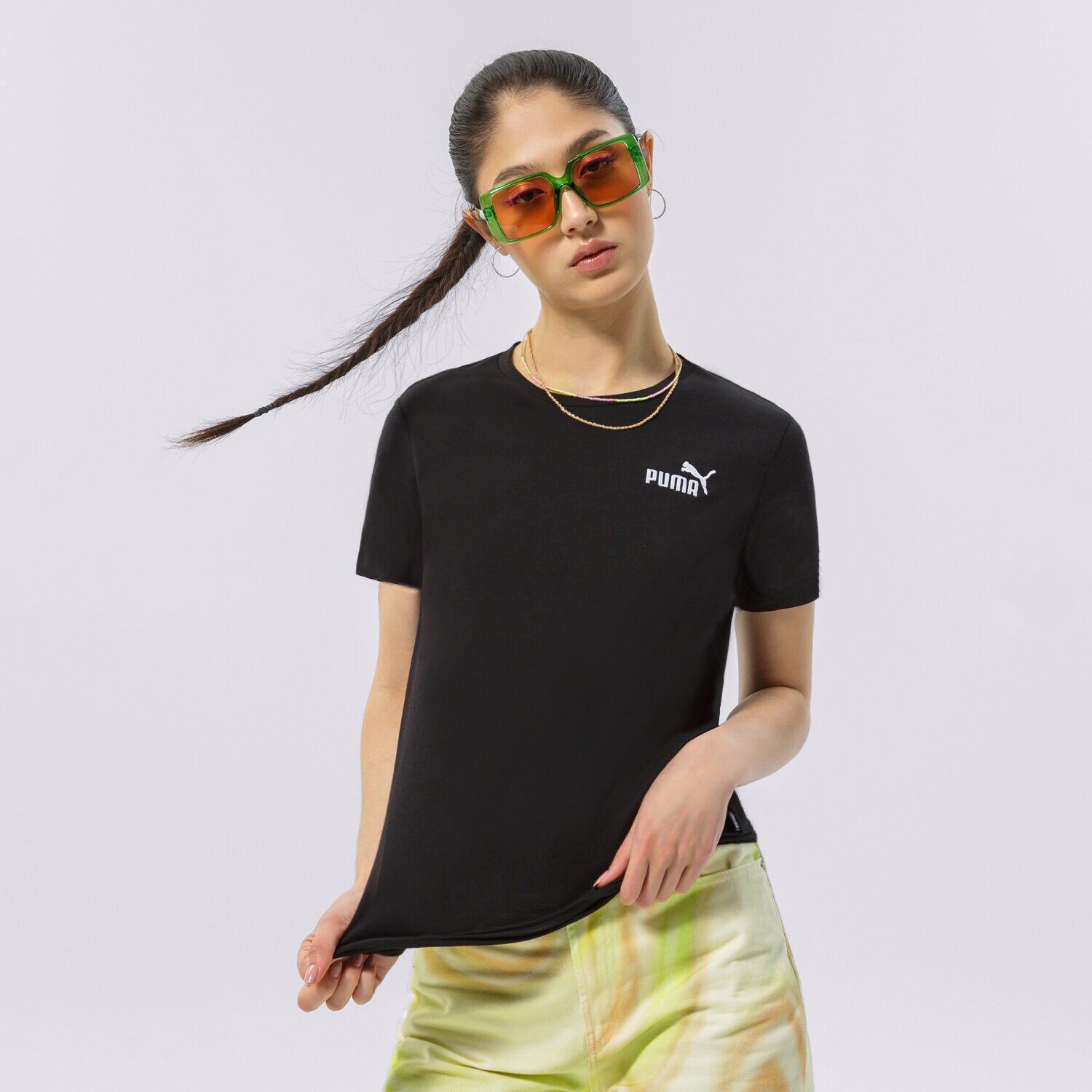Femei tricou PUMA TRICOU ESS+ EMBROIDERY 848331 01 Negru