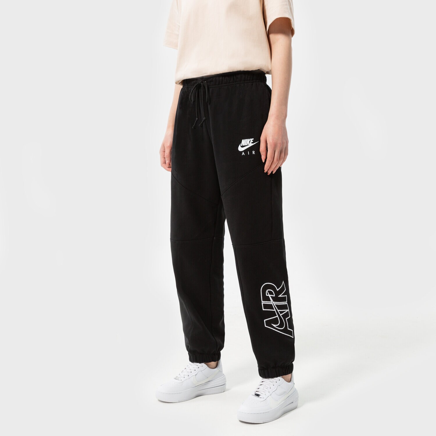 Femei pantaloni NIKE PANTALONI  W NSW AIR FLC PANT DM6061-010 Negru