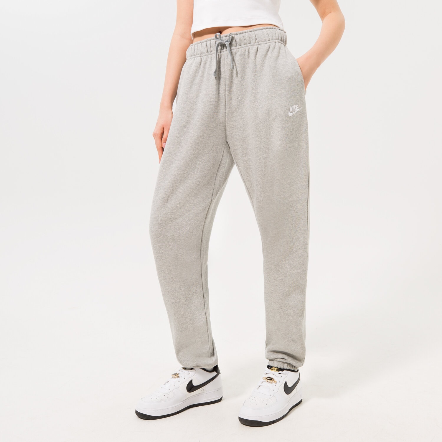 Femei pantaloni NIKE PANTALONI  NSW CLUB OS PANT DGH DQ5800-063 Gri