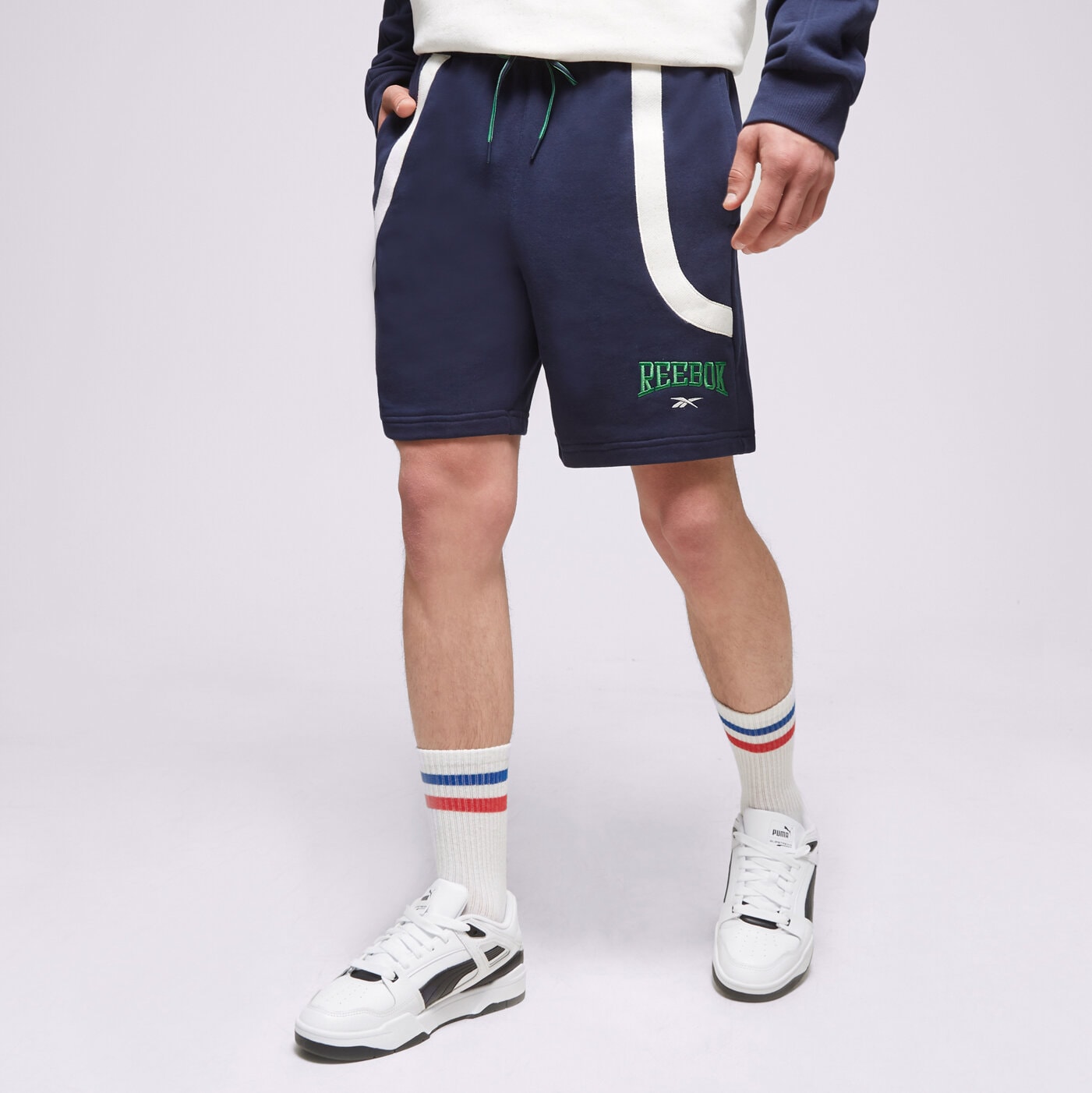 Femei pantaloni scurți REEBOK PANTALONI SCURȚI CL VAR FT SHORTS HS9180 Bleumarin