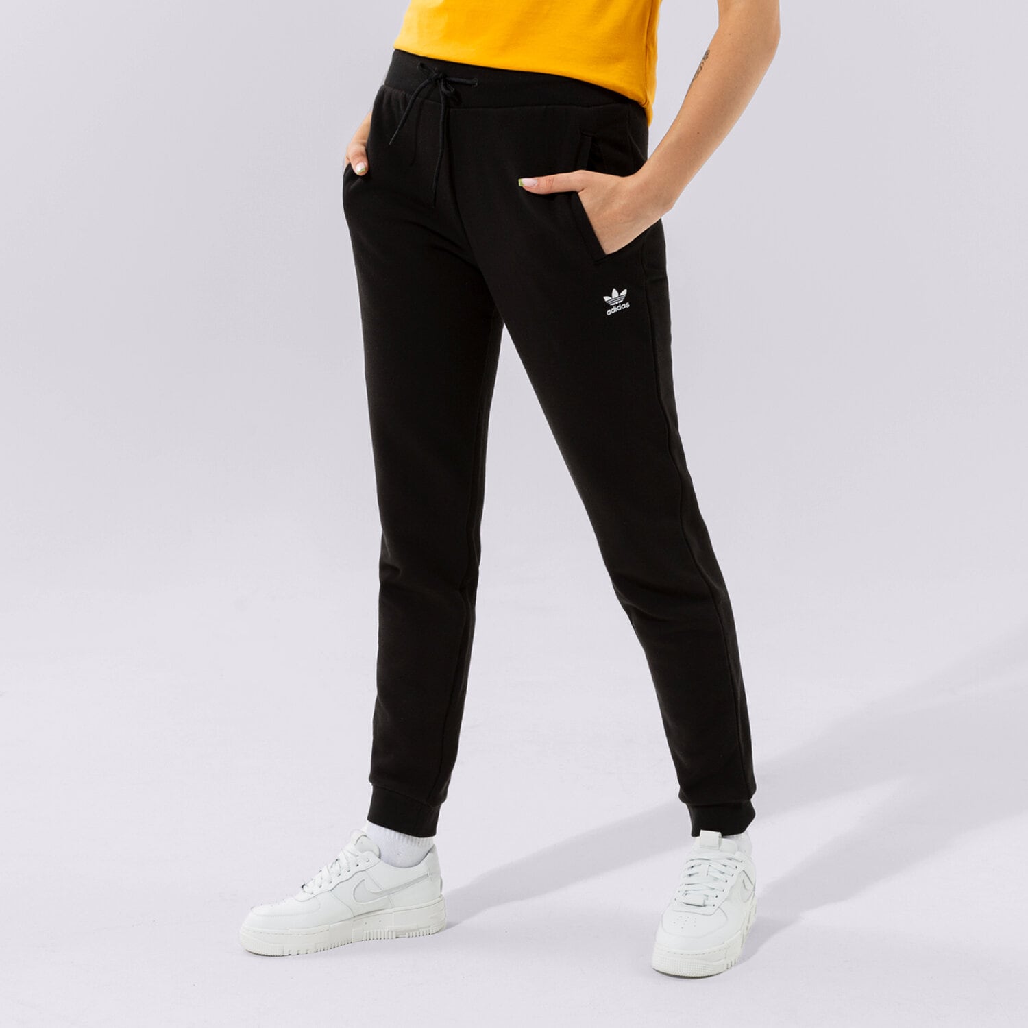 Femei pantaloni ADIDAS PANTALONI  TRACK PANT H37878 Negru