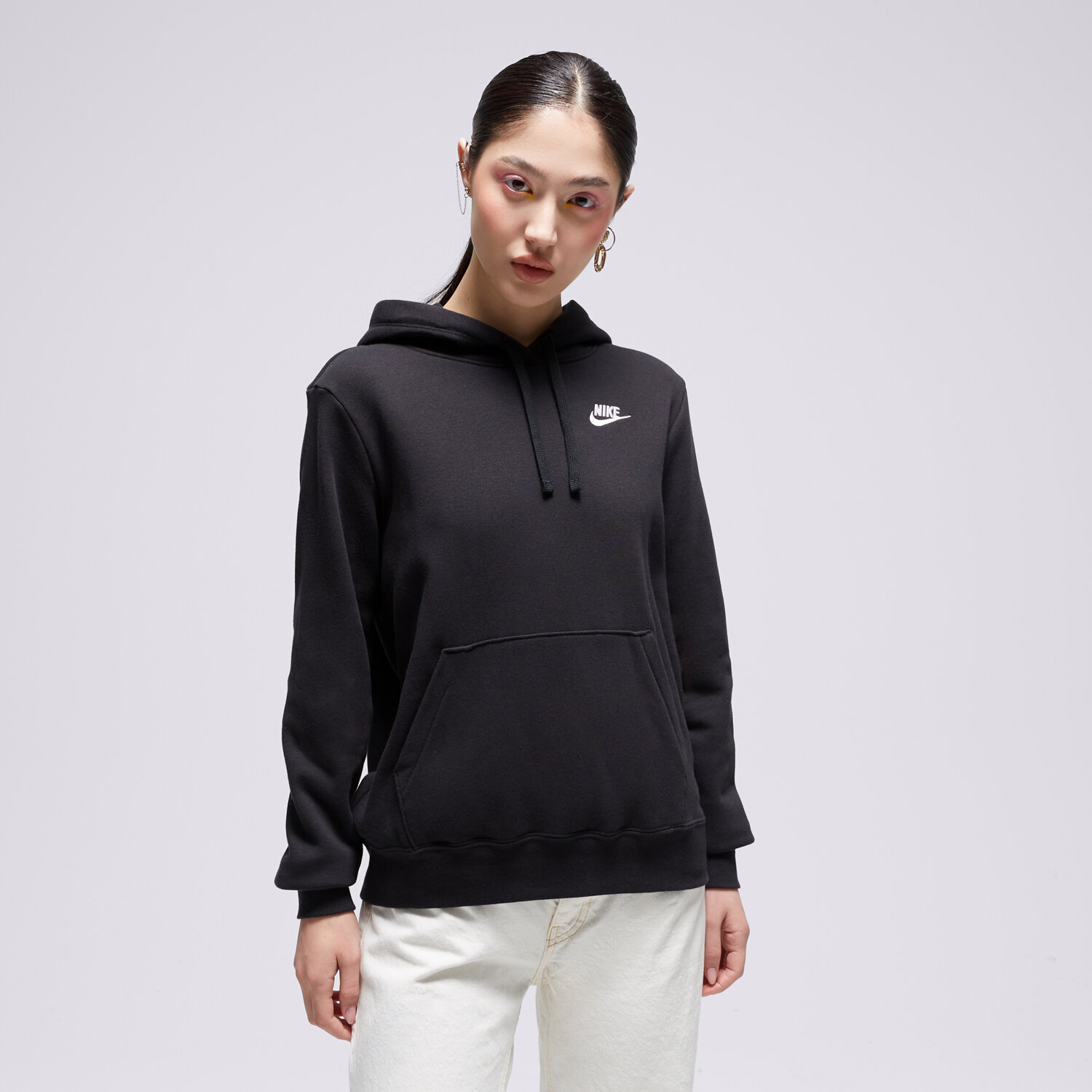 Femei bluză NIKE BLUZĂ CU GLUGĂ W NSW CLUB FLC PO HDY STD DQ5793-010 Negru