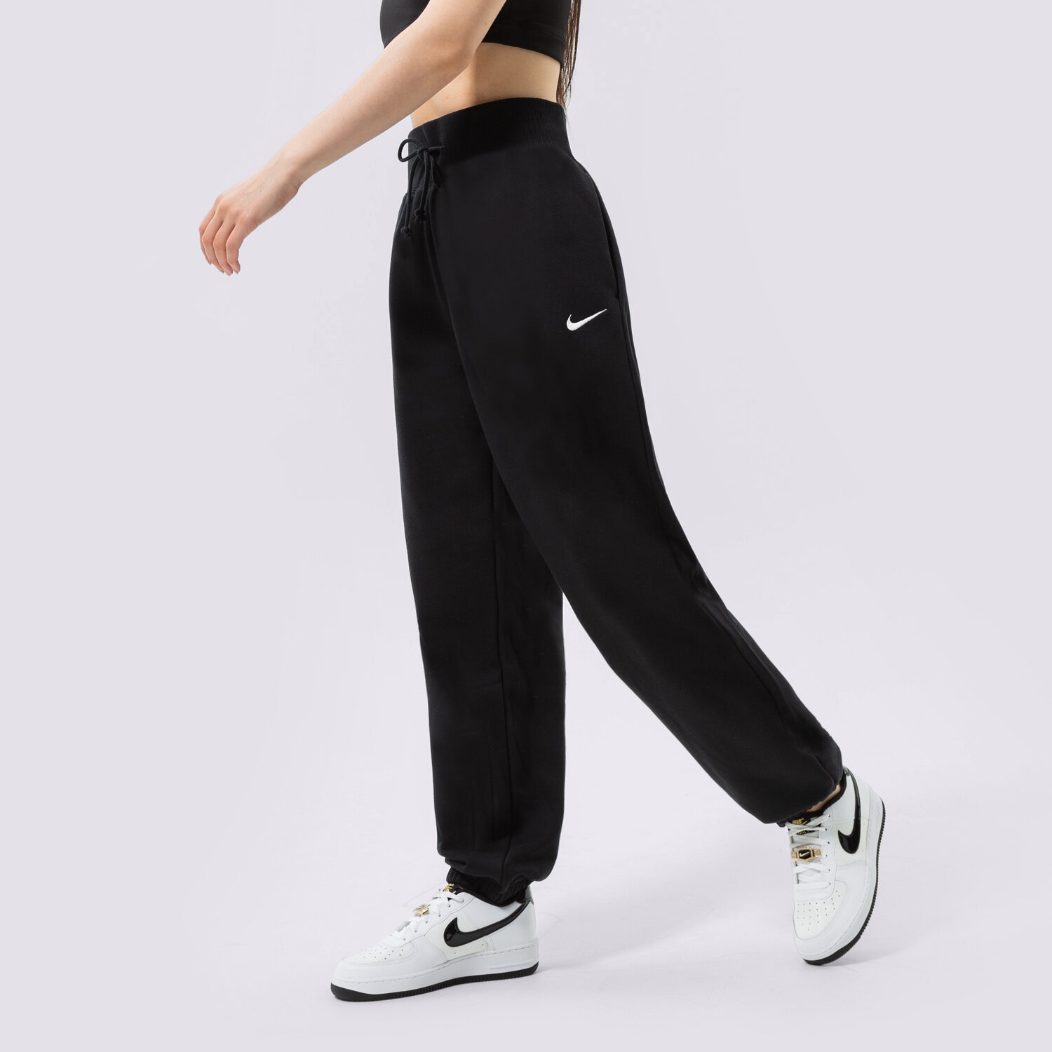 Femei pantaloni NIKE PANTALONI  W NSW STYLE FLC HR PANT OS DQ5887-010 Negru
