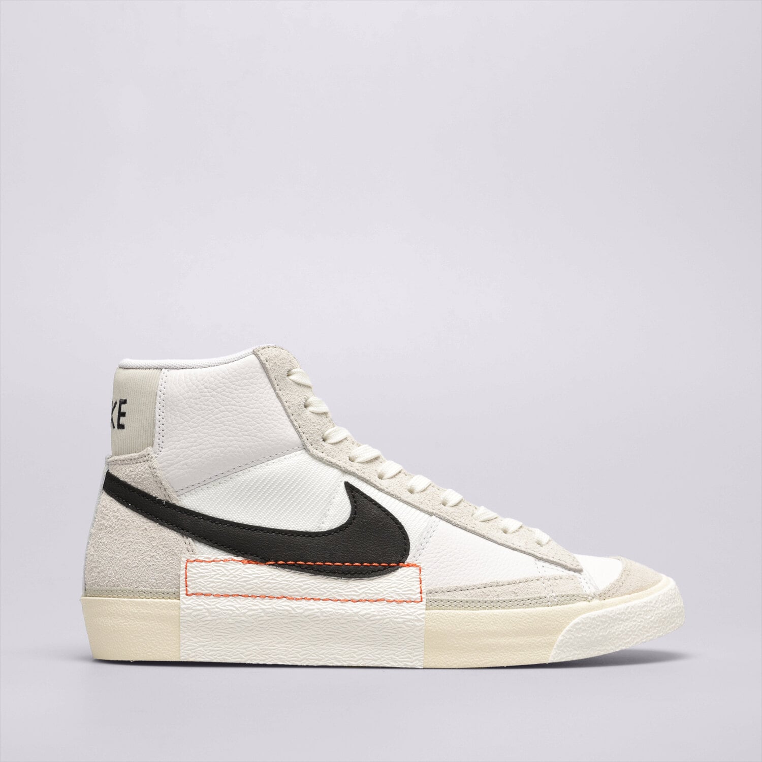 Barbați pantofi sport NIKE BLAZER '77 REMASTERED