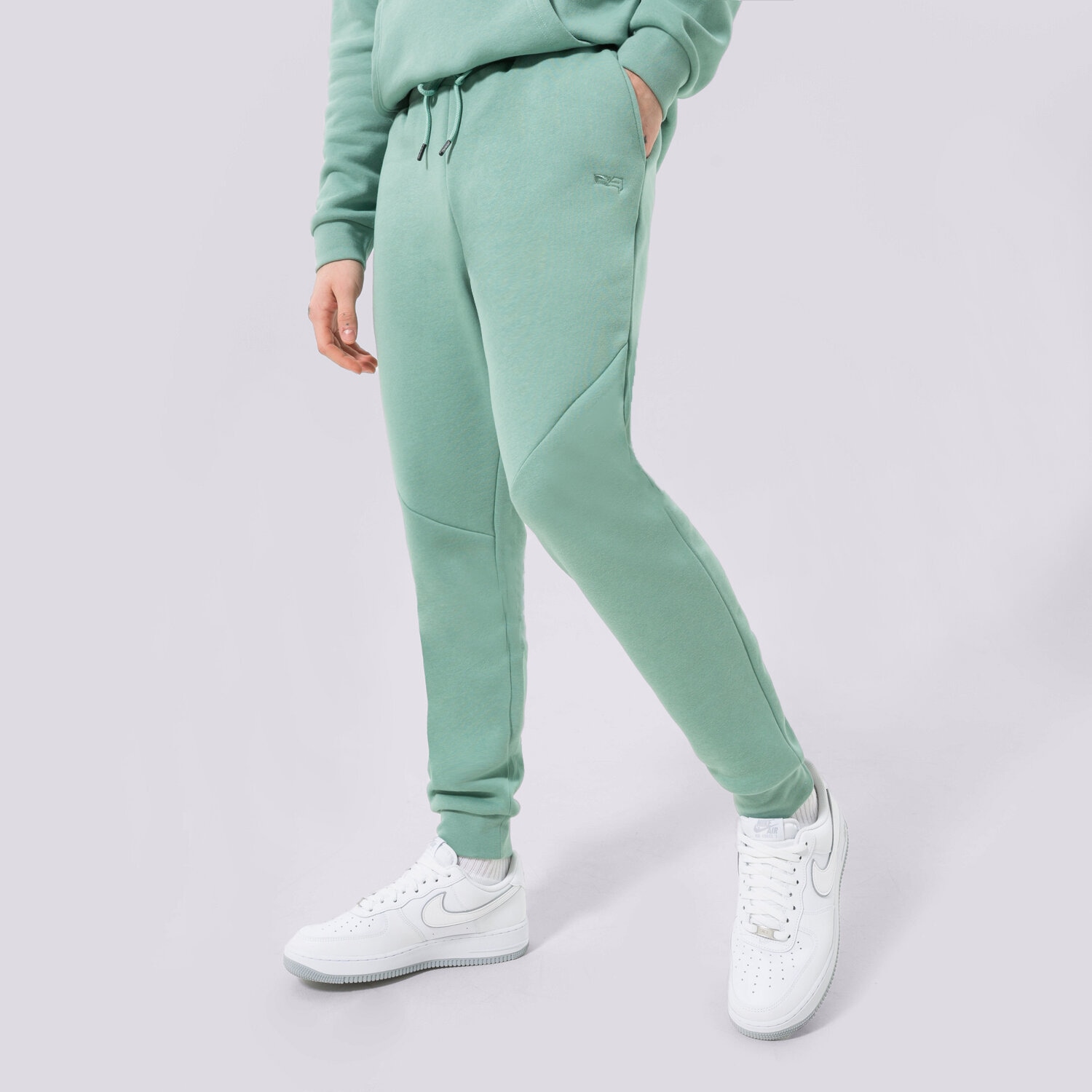 Bărbați pantaloni CONFRONT PANTALONI  ESSENTIAL GREEN CF123SPM90003 Verde