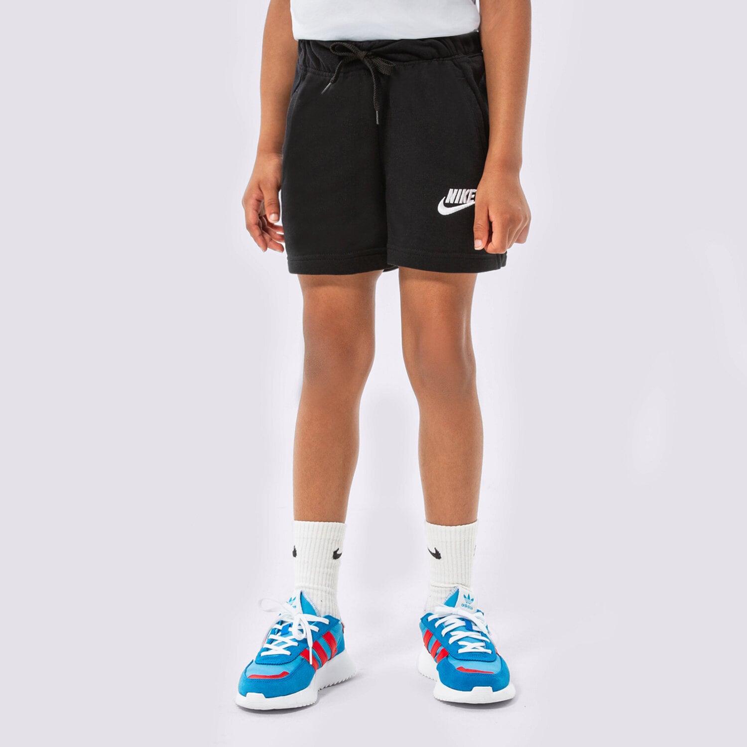 Pantaloni scurți și rochii pentru copii NIKE PANTALONI SCURȚI SPORTSWEAR CLUB GIRL DA1405-010 Negru