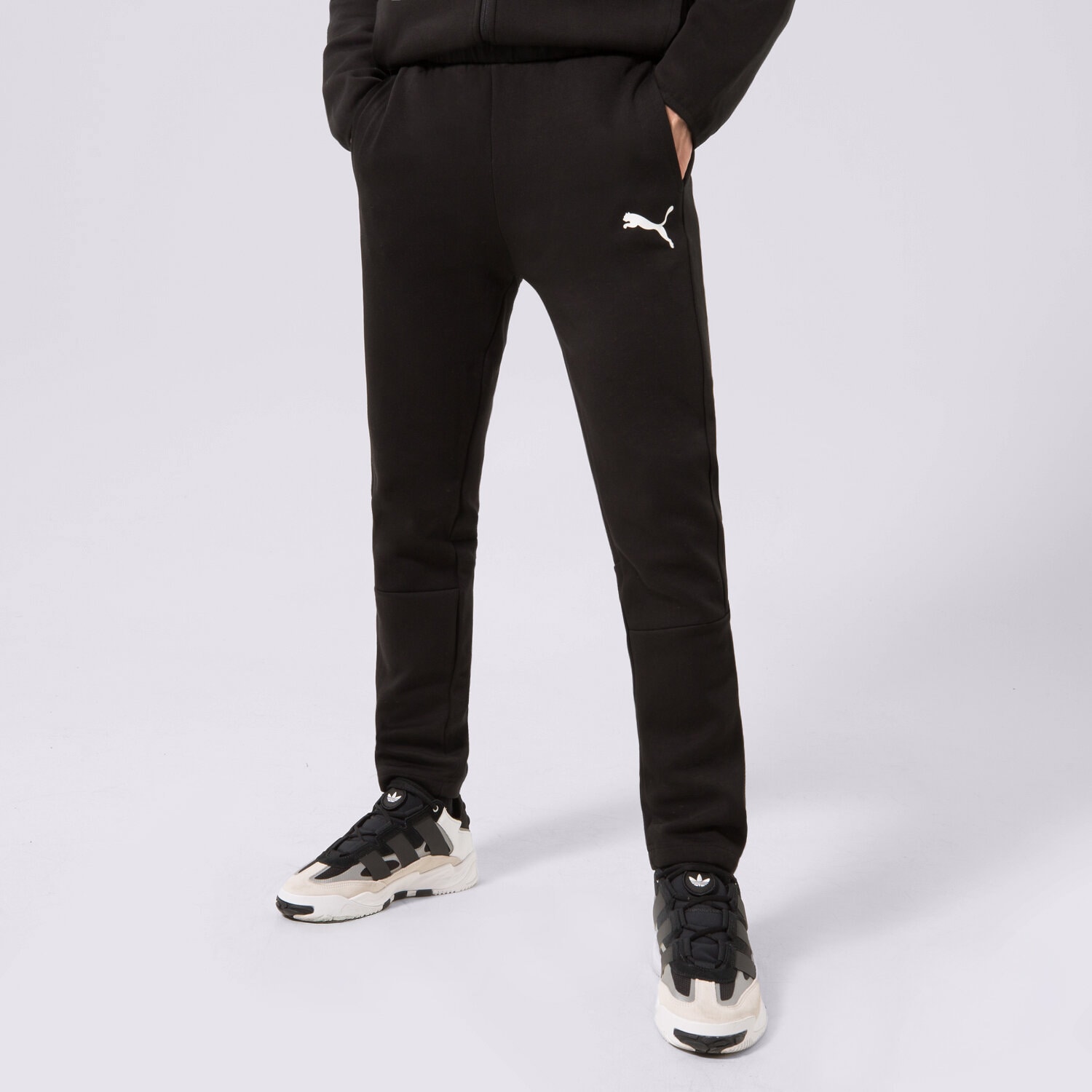 Bărbați pantaloni PUMA PANTALONI  585814 585814 01 Negru
