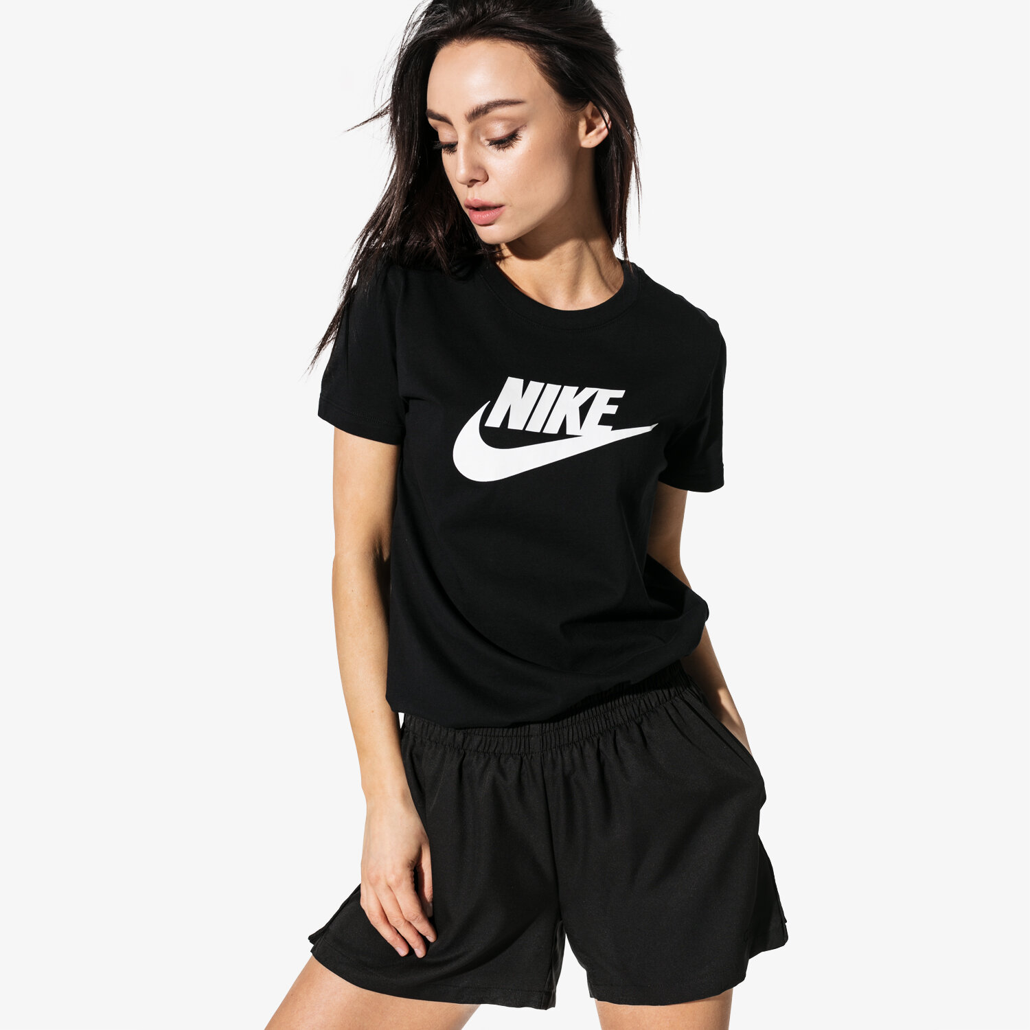 Femei tricou NIKE TRICOU ESSENTIAL FUTURA SHORT SLEEVE TRICOU SPORTSWEAR