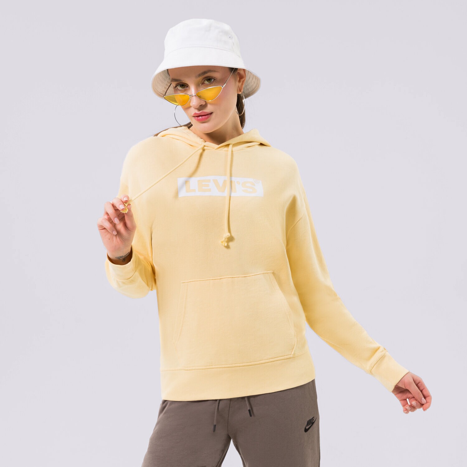 Femei bluză LEVI'S BLUZĂ CU GLUGĂ GRAPHIC STANDARD HOODIE 18487-0180 Bej