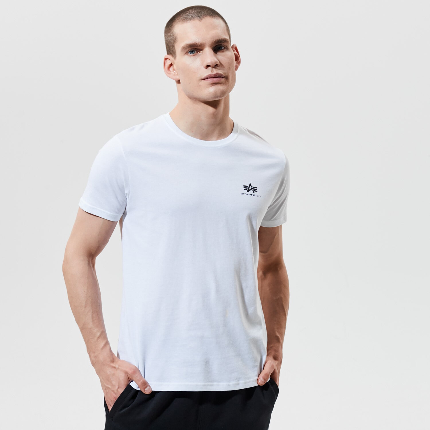 Bărbați tricou ALPHA INDUSTRIES TRICOU BASIC T SMALL LOGO 188505-09 Alb