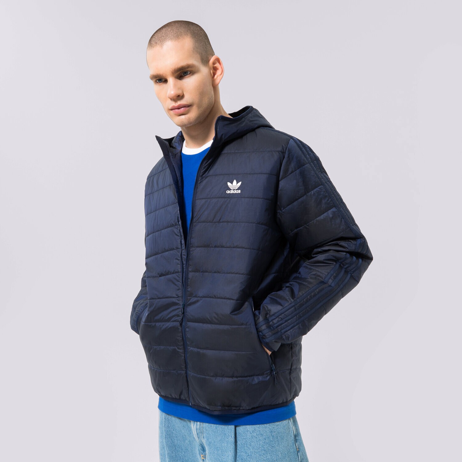 Bărbați eacă de iarnă ADIDAS JACHETĂ CU PUF PAD HOODED PUFF HL9210 Albastru