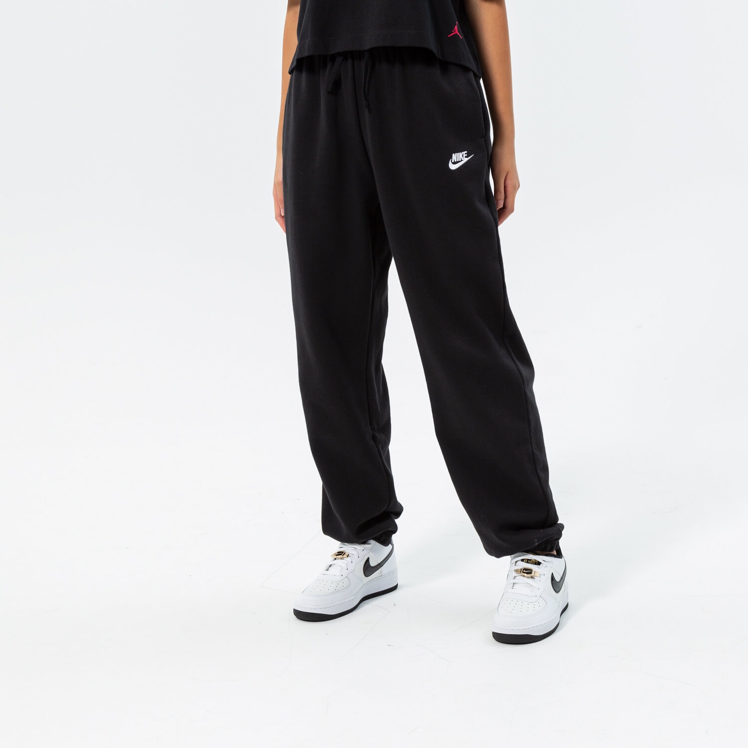 Femei pantaloni NIKE PANTALONI  W NSW CLUB FLC MR PANT OS DQ5800-010 Negru
