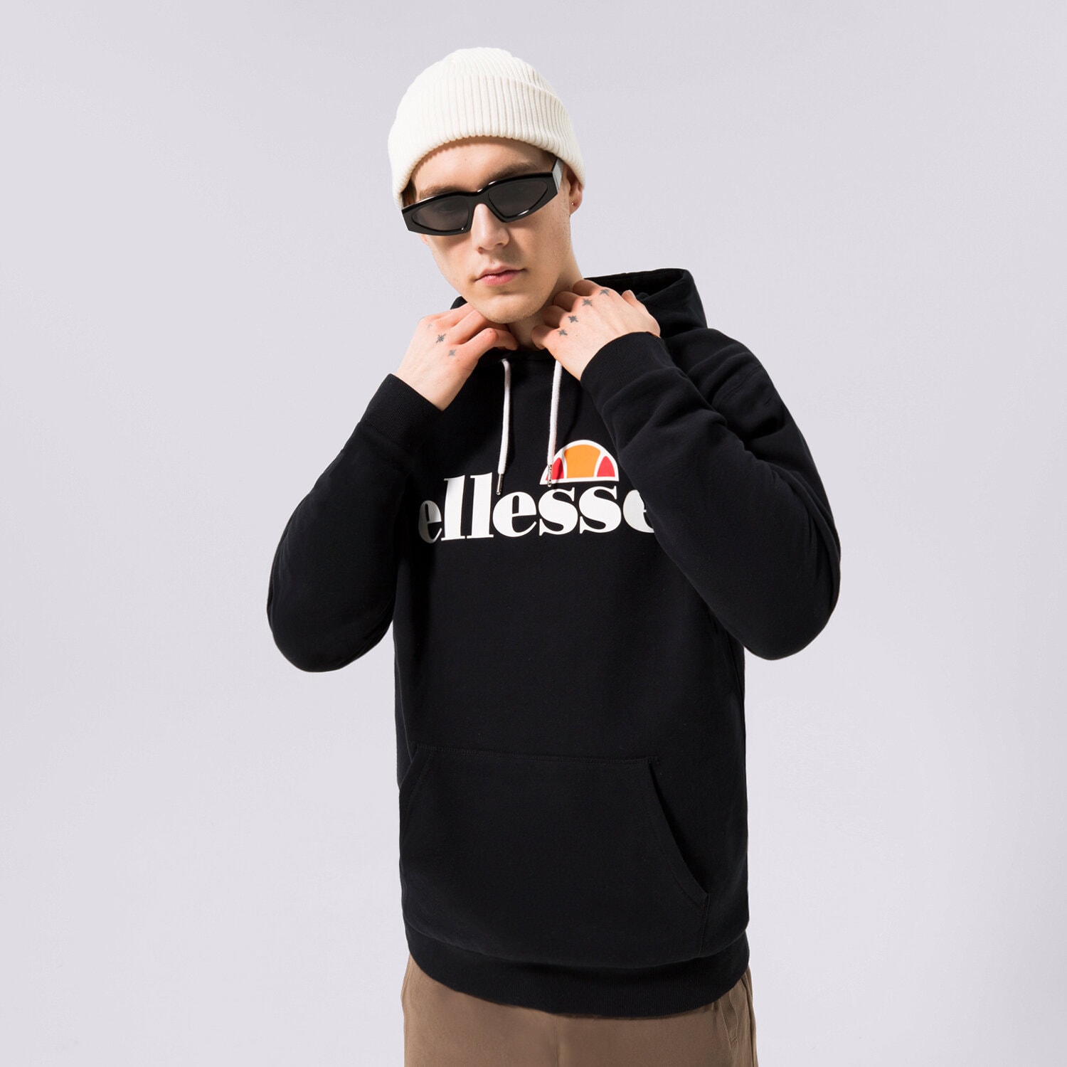 Bărbați bluză ELLESSE BLUZĂ CU GLUGĂ SL GOTTERO BLK SHC07407011 Negru