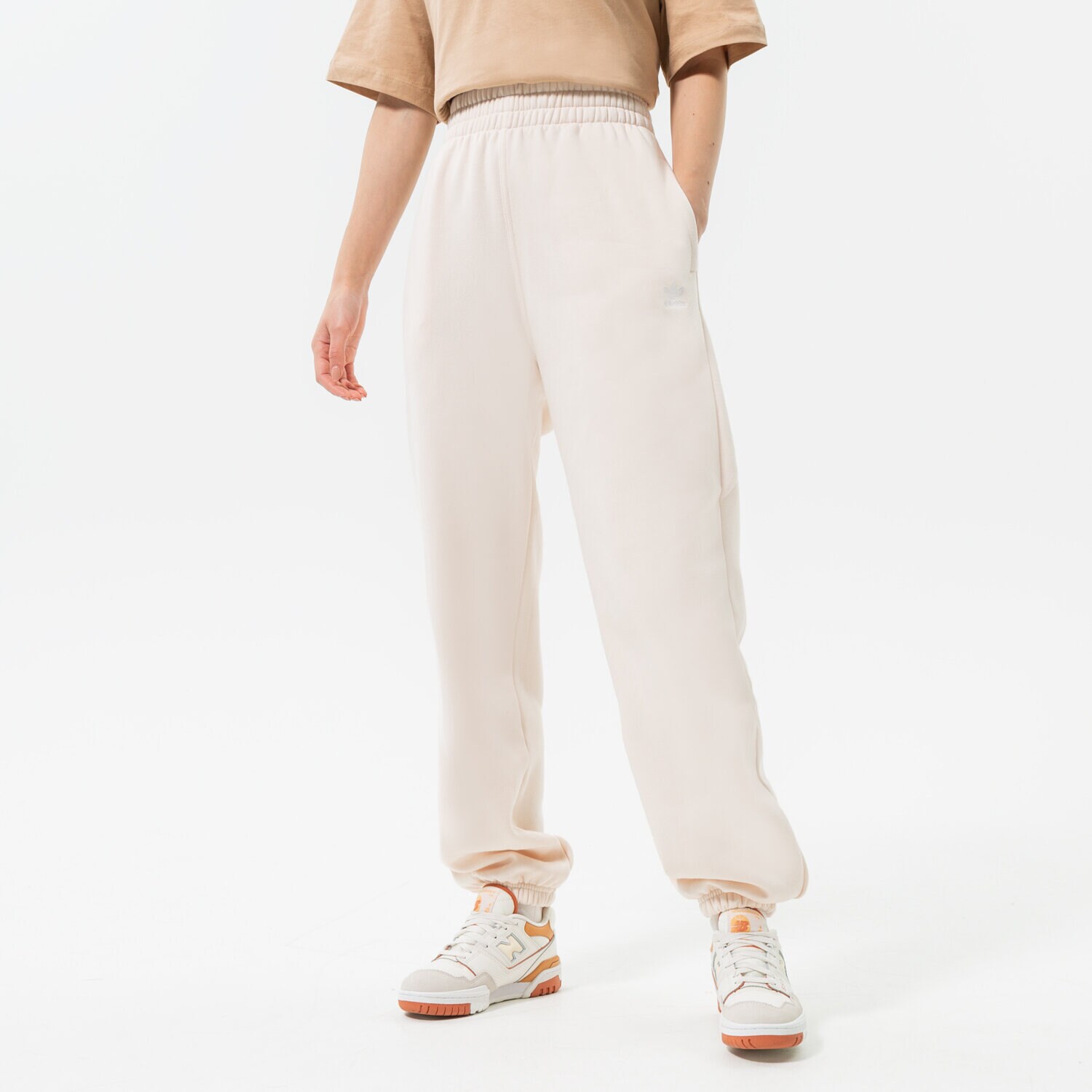 Femei pantaloni ADIDAS PANTALONI H14175 Alb