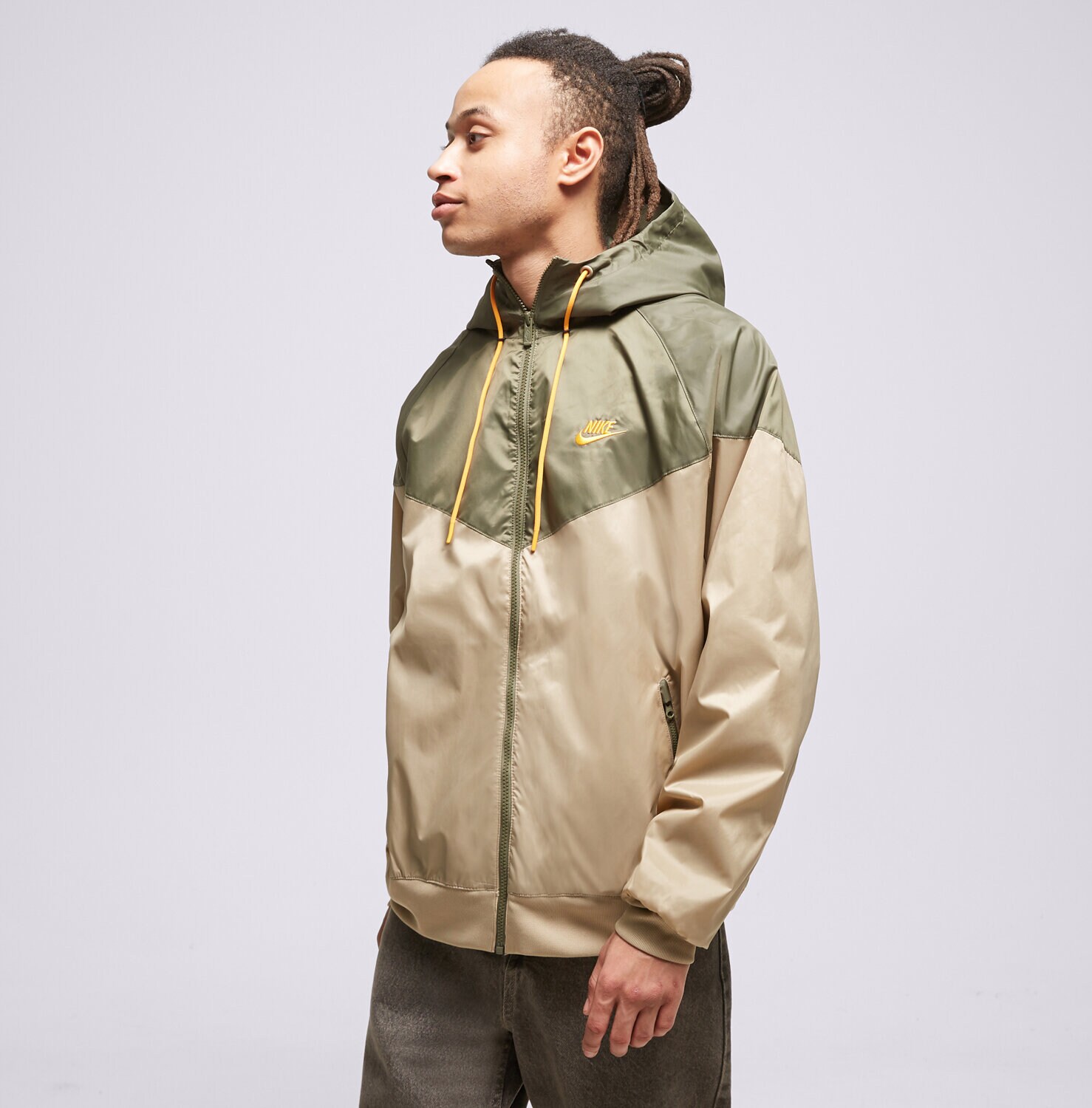Bărbați jachetă NIKE JACHETĂ SPORTSWEAR HERITAGE DA0001-247 Gri