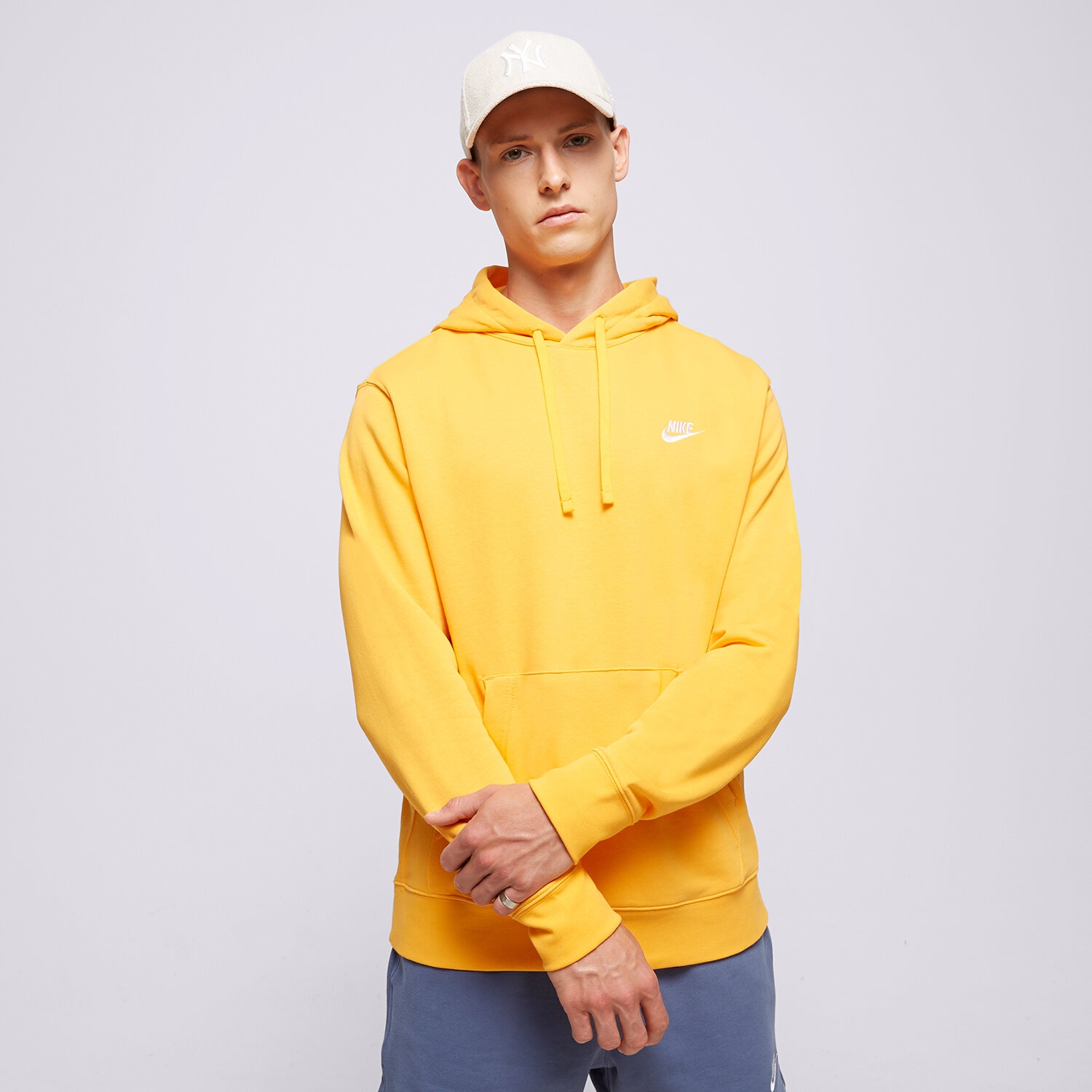 Bărbați bluză NIKE BLUZĂ CU GLUGĂ NIKE SPORTSWEAR CLUB CZ7857-717 Galben