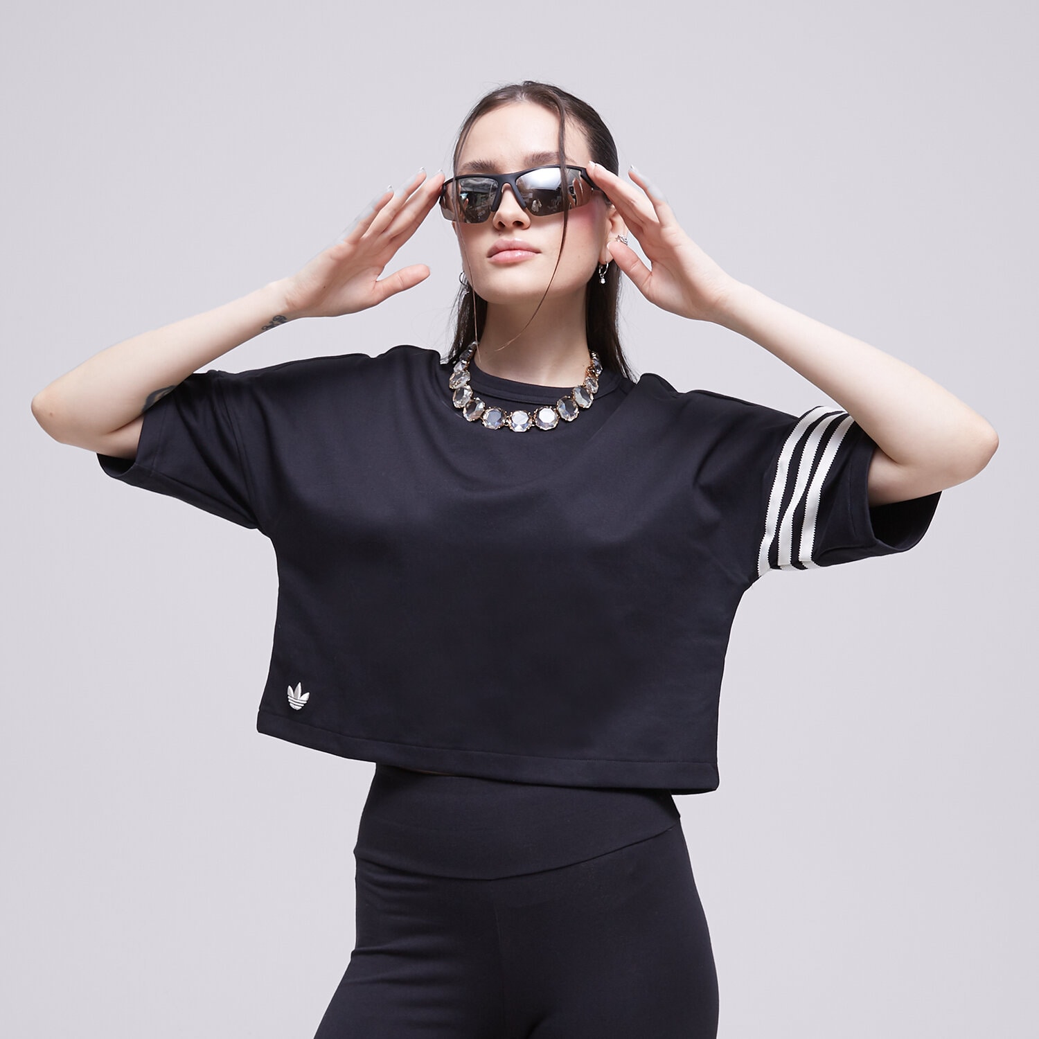 Femei tricou ADIDAS TRICOU ADICOLOR NEUCLASSICS IB7310 Negru
