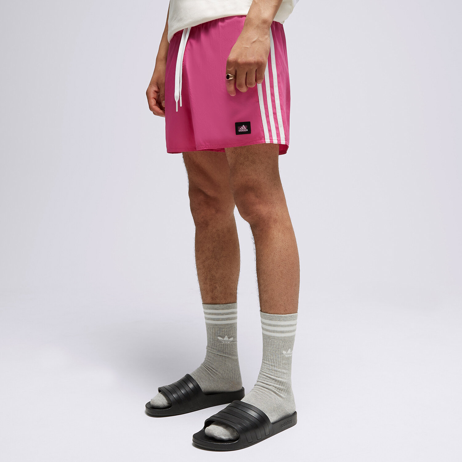 Femei pantaloni scurți ADIDAS PANTALONI SCURȚI 3S CLX SH VSL HT4368 Violet