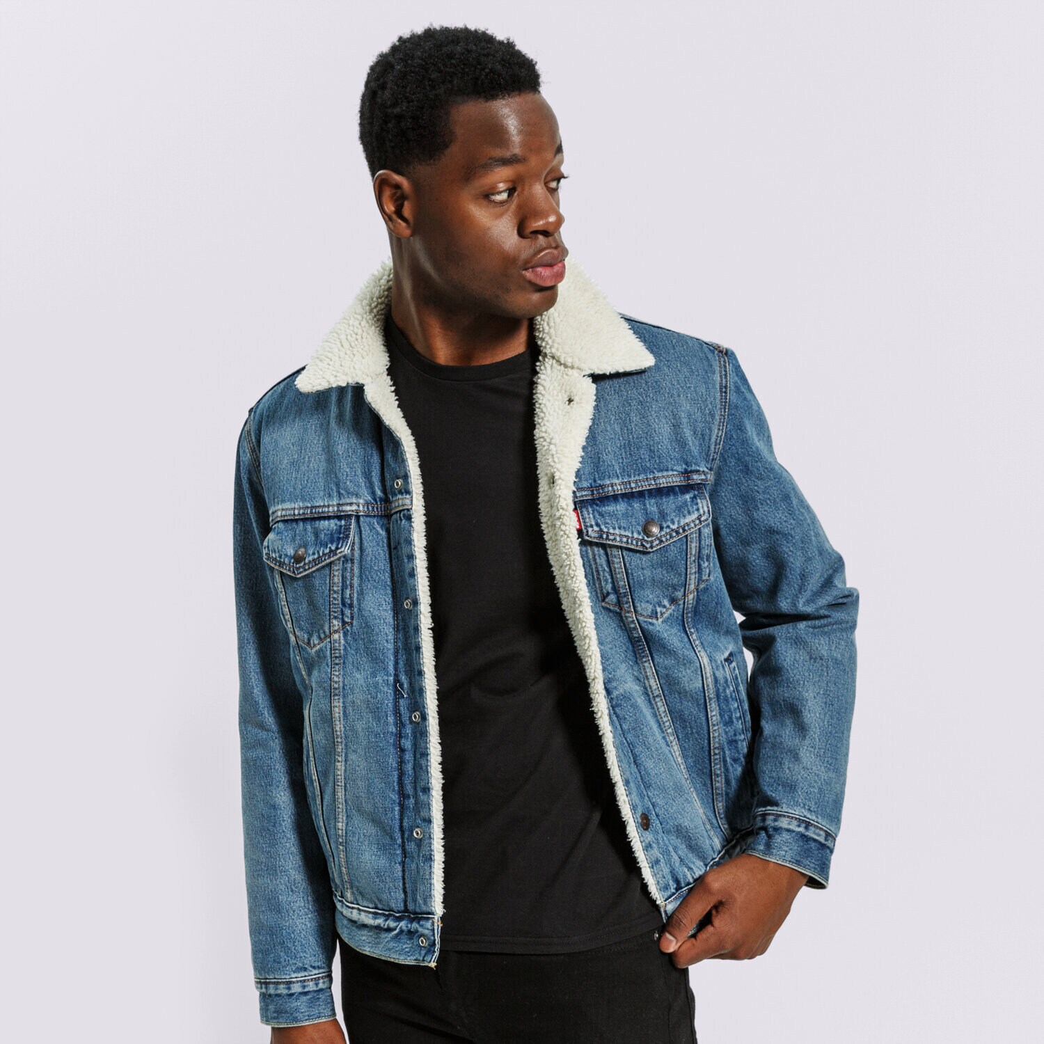 Bărbați eacă de iarnă LEVI'S JACHETĂ TYPE 3 SHERPA TRUCKER 16365-0128 Albastru