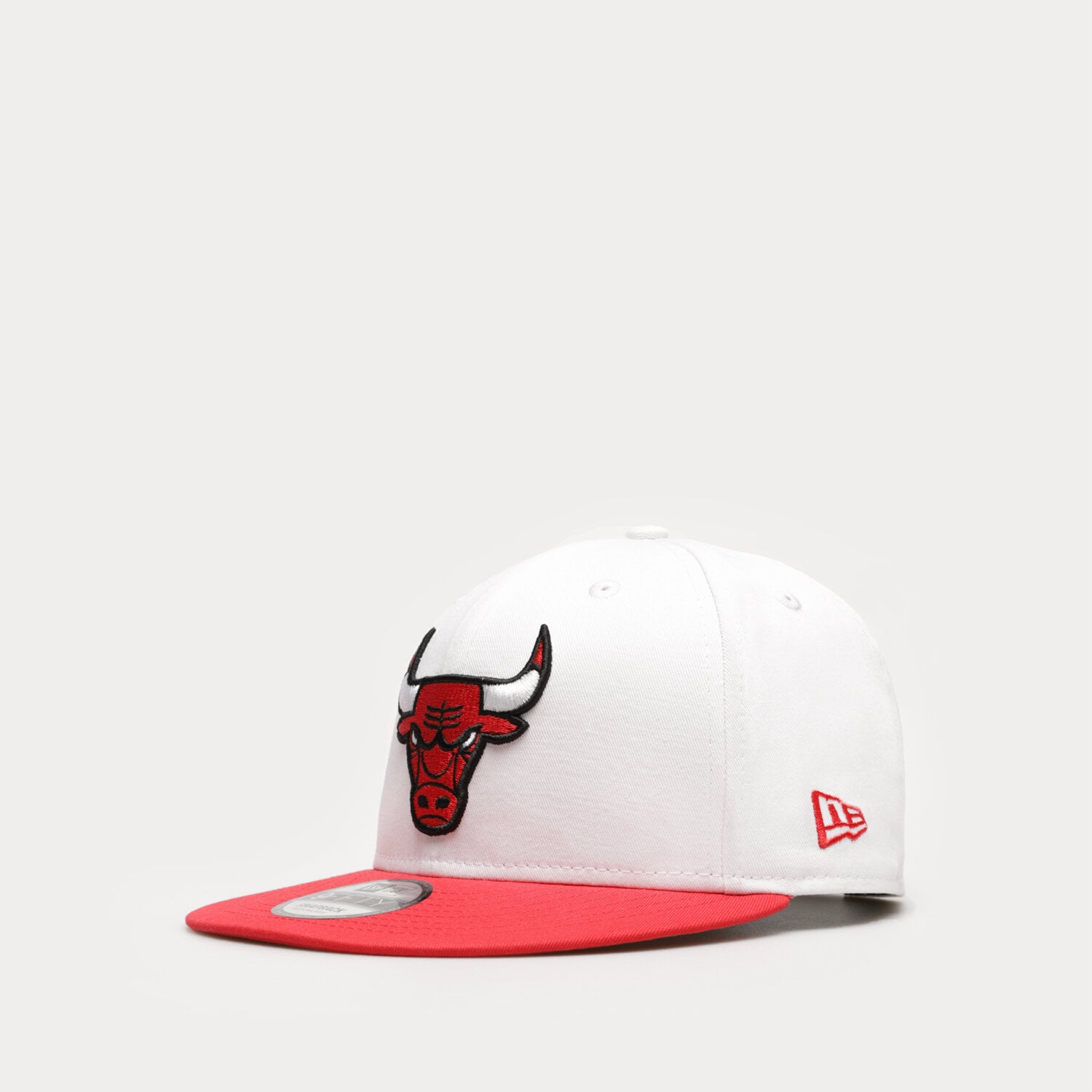 Bărbați șapcă NEW ERA CACIULA WHT CROWN TEAM 950 BULLS CHICAGO BULLS 60358008 Alb