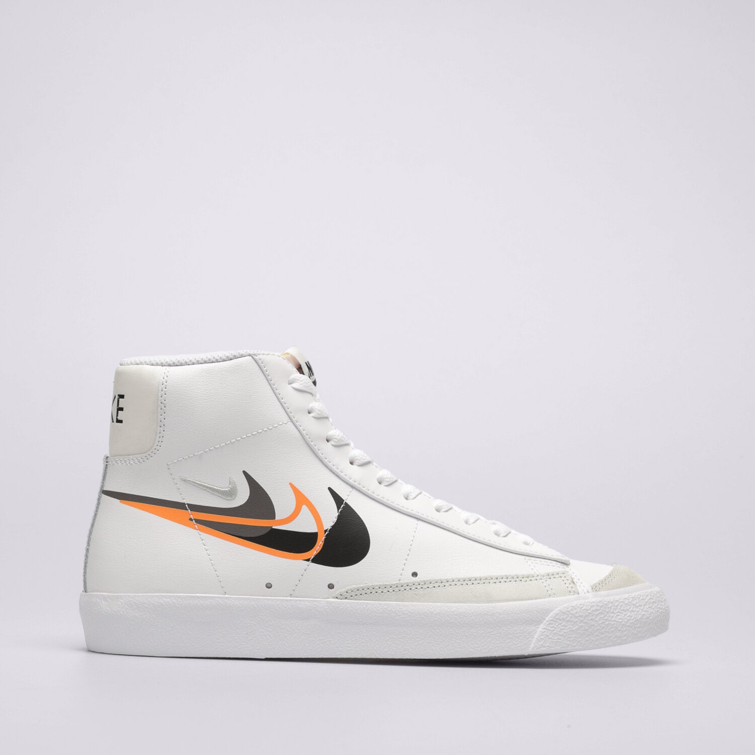 Barbați pantofi sport NIKE BLAZER MID '77 FN7809-100 Alb