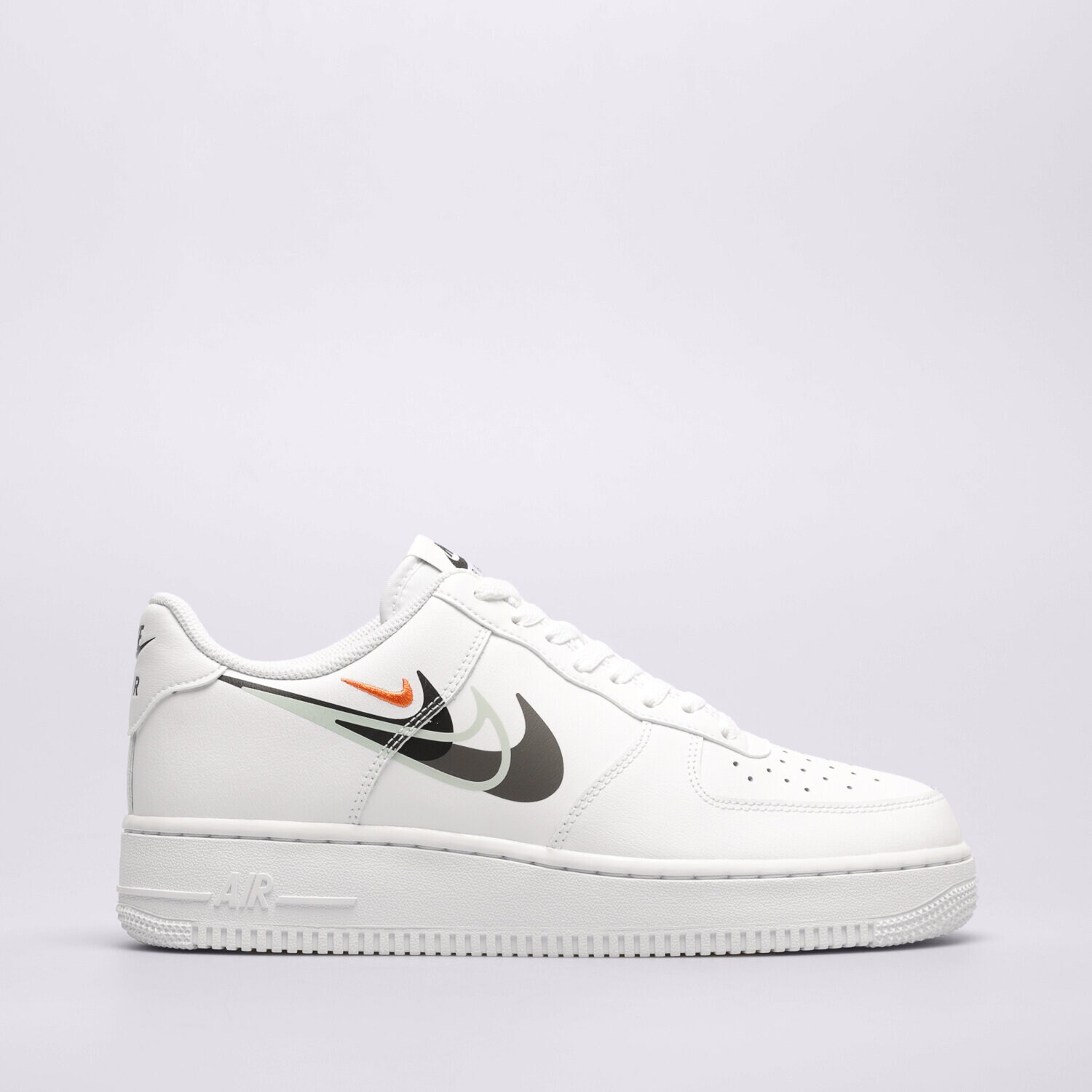 Barbați pantofi sport NIKE AIR FORCE 1 '07  FN7807-100 Alb