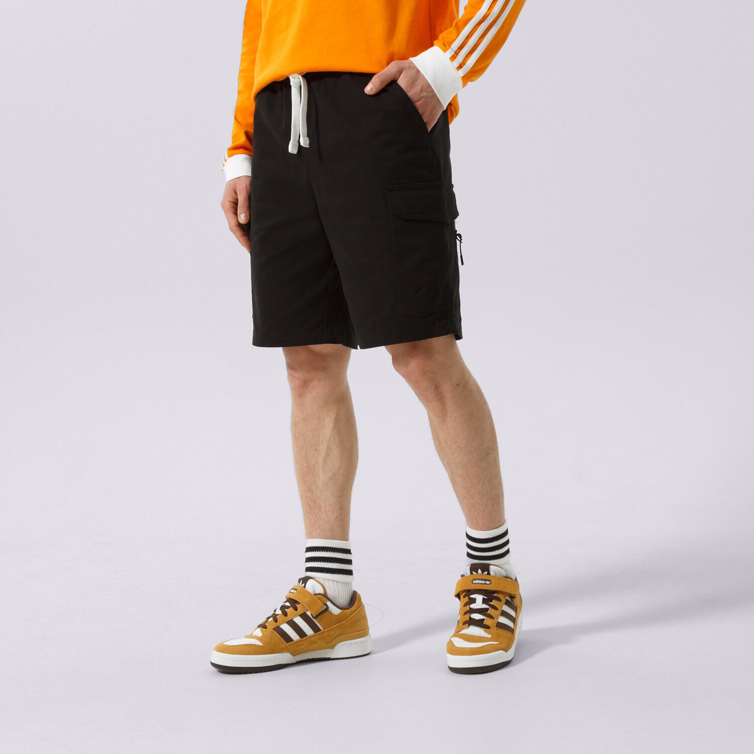 Femei pantaloni scurți CONFRONT PANTALONI SCURȚI CITY CF122SZM12001 Negru