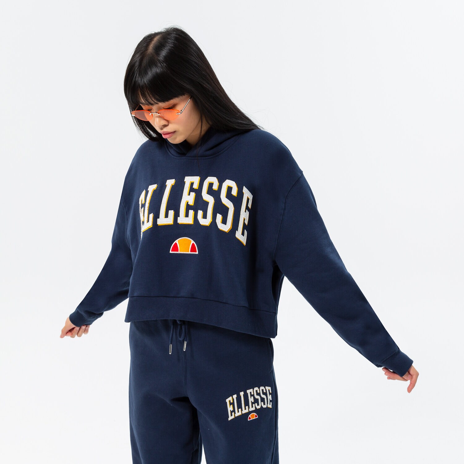 Femei bluză ELLESSE BLUZĂ CU GLUGĂ RAMO CROP HOODY NAVY SGP15918429 Bleumarin