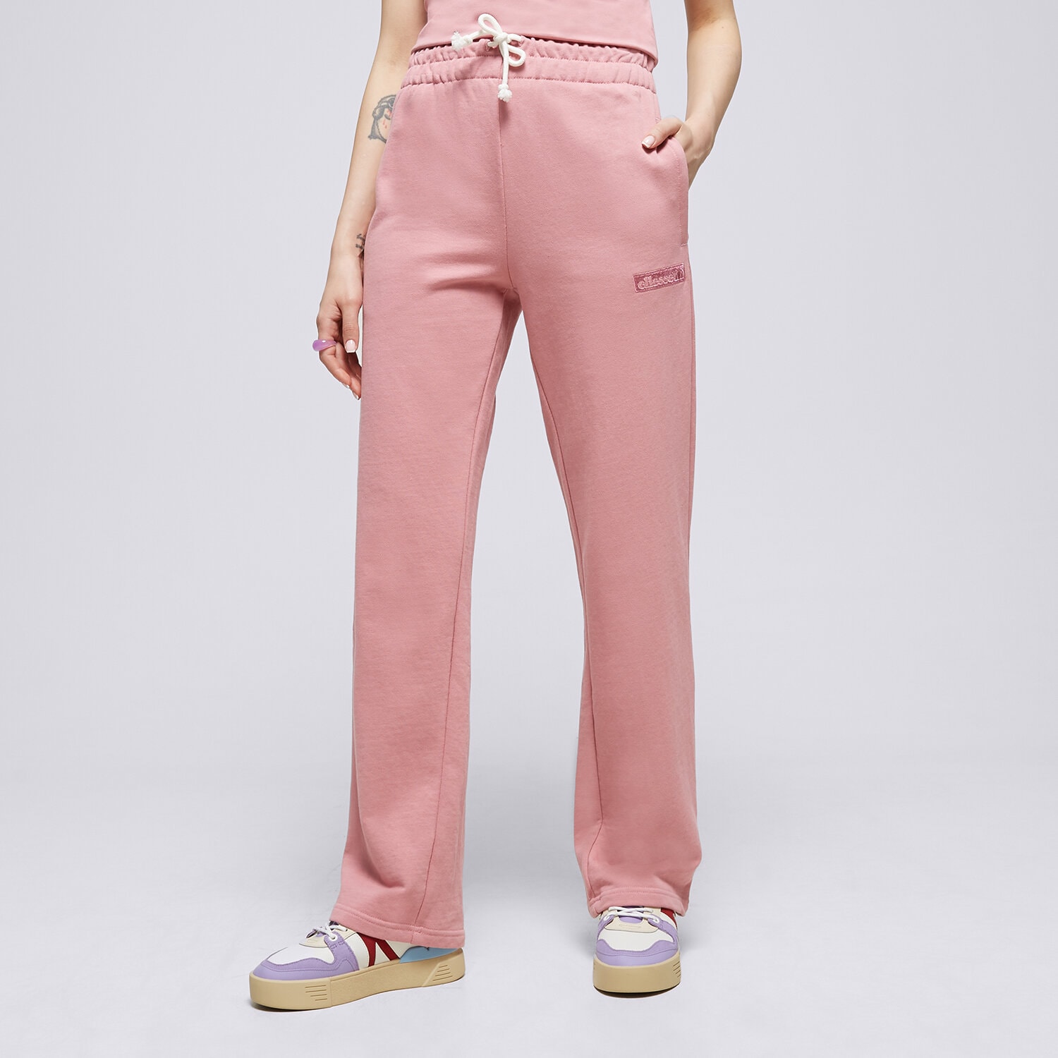 Femei pantaloni ELLESSE PANTALONI  PONRE JOG PANT PINK SGR17901814 Roz