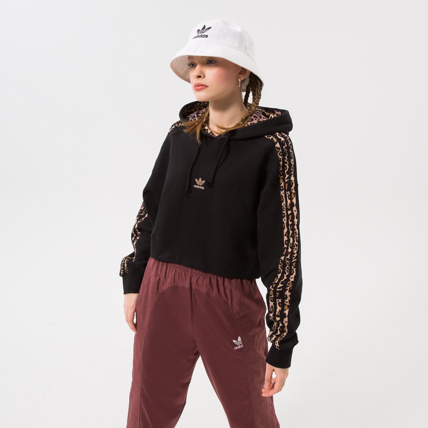 Femei bluză ADIDAS BLUZĂ HOODIE LOGO HK5184 Negru