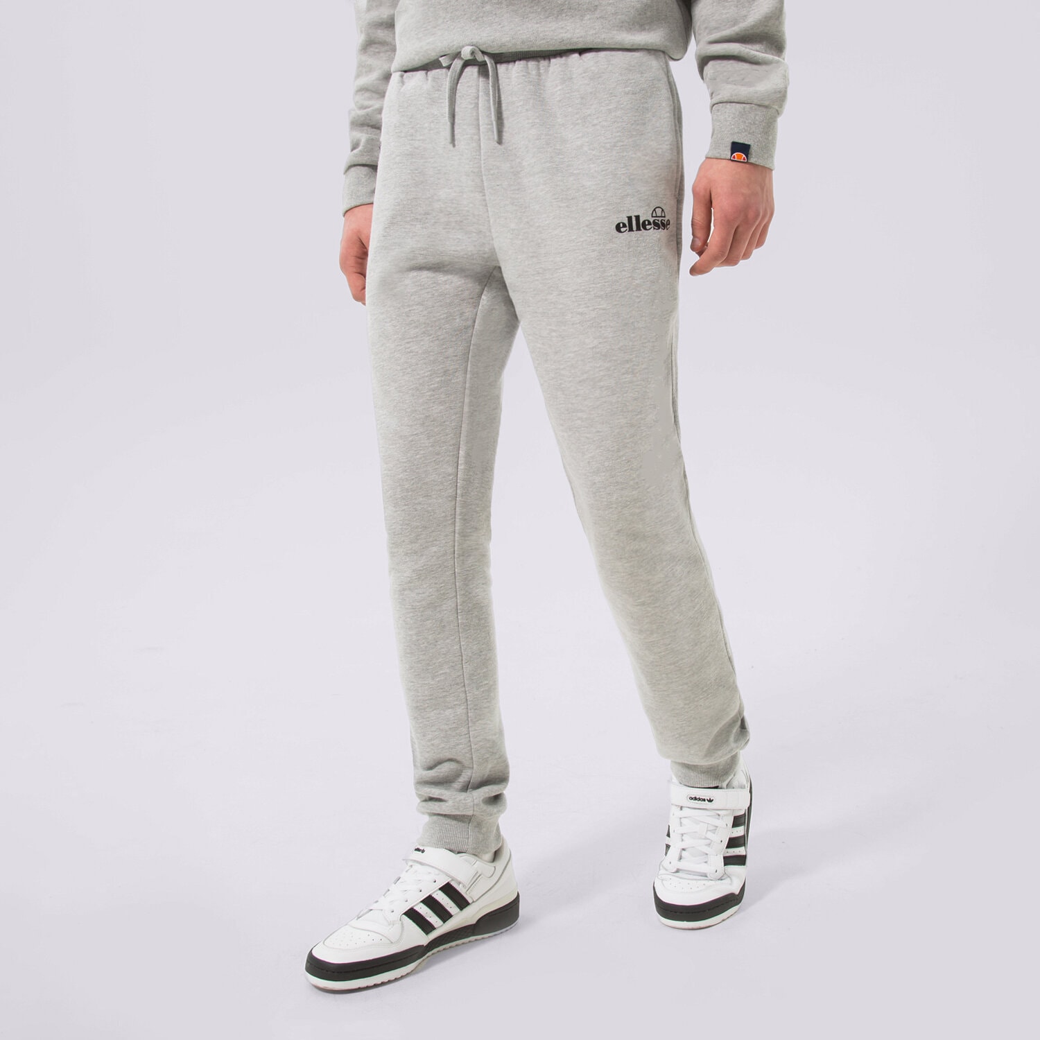 Bărbați pantaloni ELLESSE PANTALONI  CRAVO JOG PANT GREY MRL SHP16465112 Gri