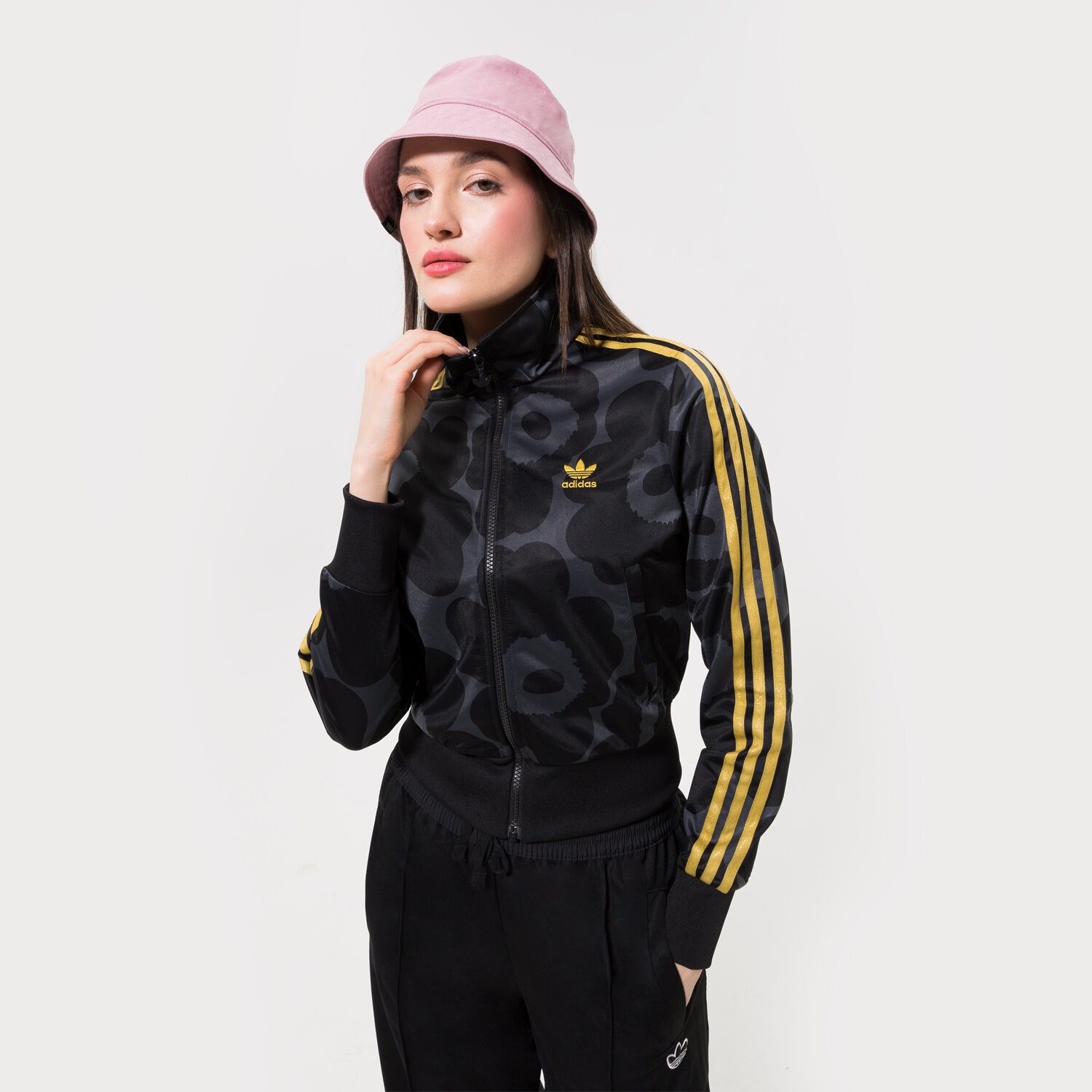 Femei bluză ADIDAS BLUZĂ H20410 H20410 Negru