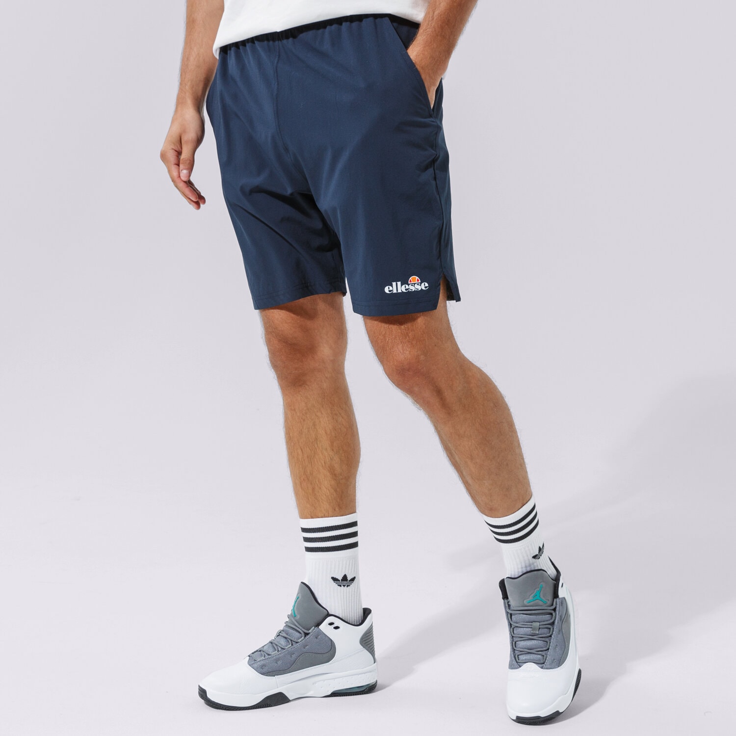 Femei pantaloni scurți ELLESSE PANTALONI SCURȚI VIVALDI SHORT NAVY SXG09889429 Bleumarin