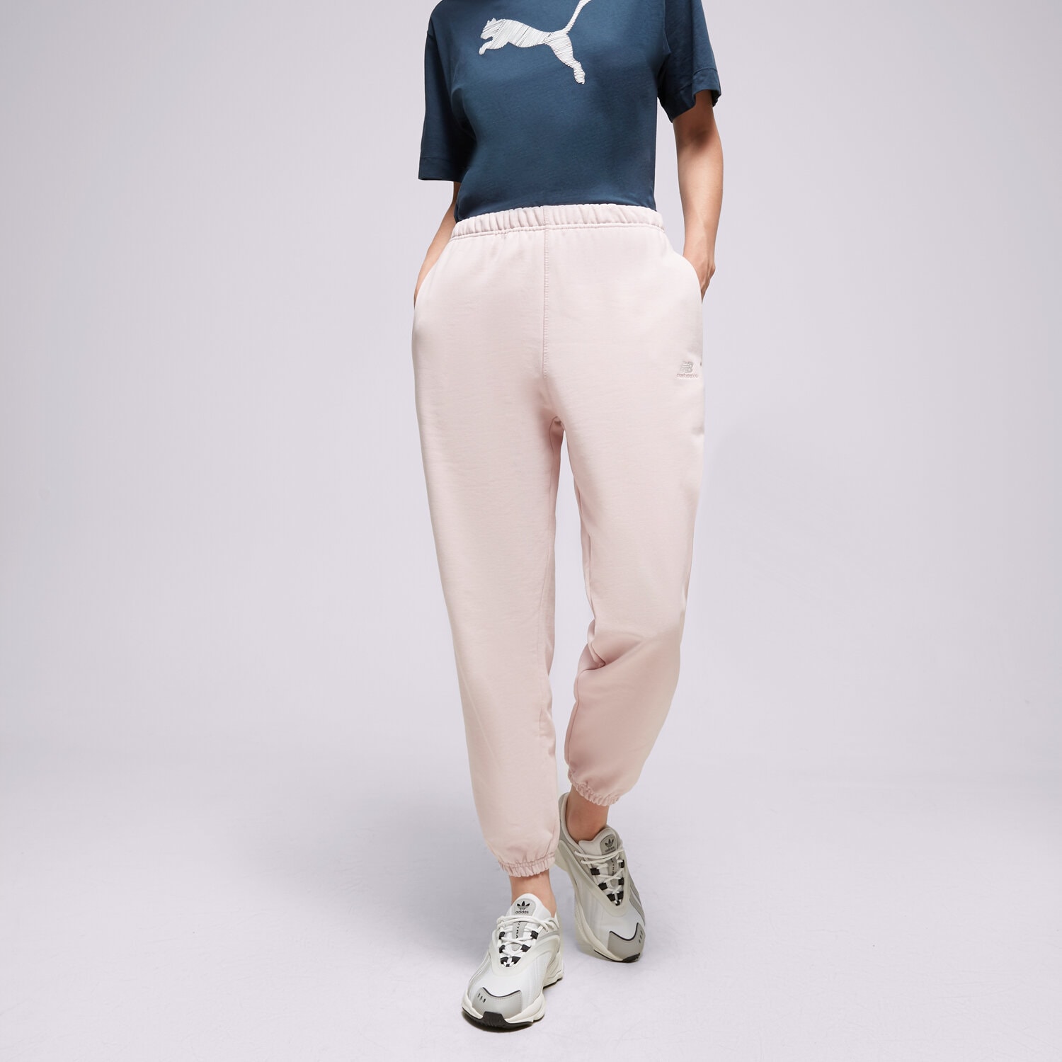 Femei pantaloni NEW BALANCE PANTALONI  ATHLETICS REMASTERED FRENCH