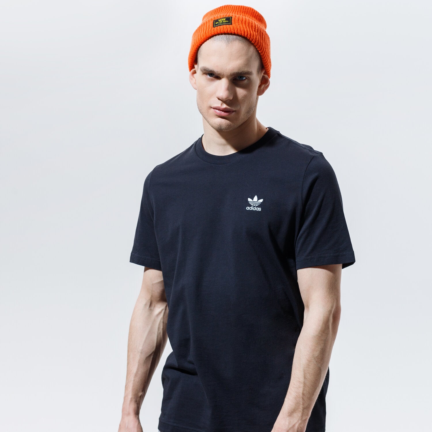 Bărbați tricou ADIDAS TRICOU ESSENTIAL GN3416 Negru