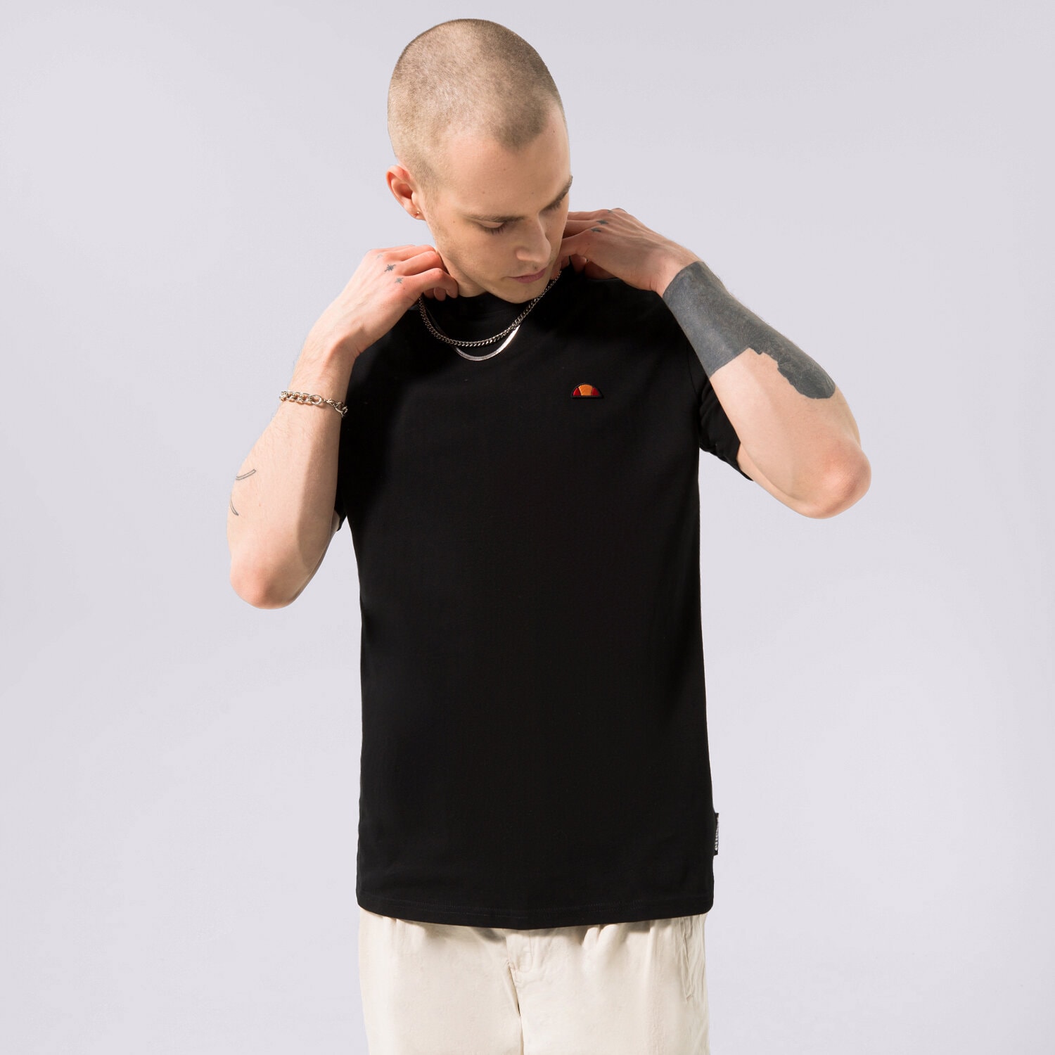 Bărbați tricou ELLESSE TRICOU AZZINA BLACK SMG19603011 Negru