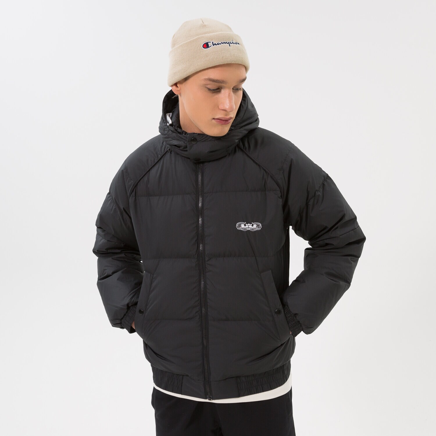 Bărbați eacă de iarnă NIKE JACHETĂ DE IARNĂ LJ M NK DF OTW JKT DOWN NBA DQ6140-010 Negru