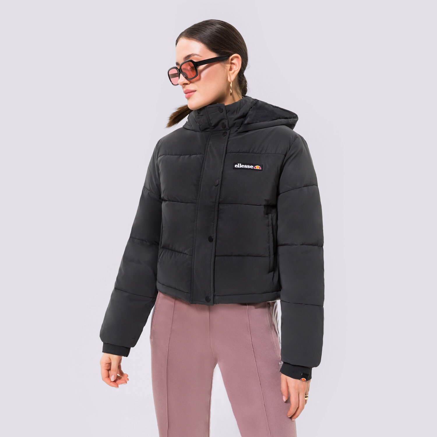 Femei geacă de iarnă ELLESSE JACHETĂ CU PUF MONOLIS PADDED JACKET BLK SGK09611011 Negru
