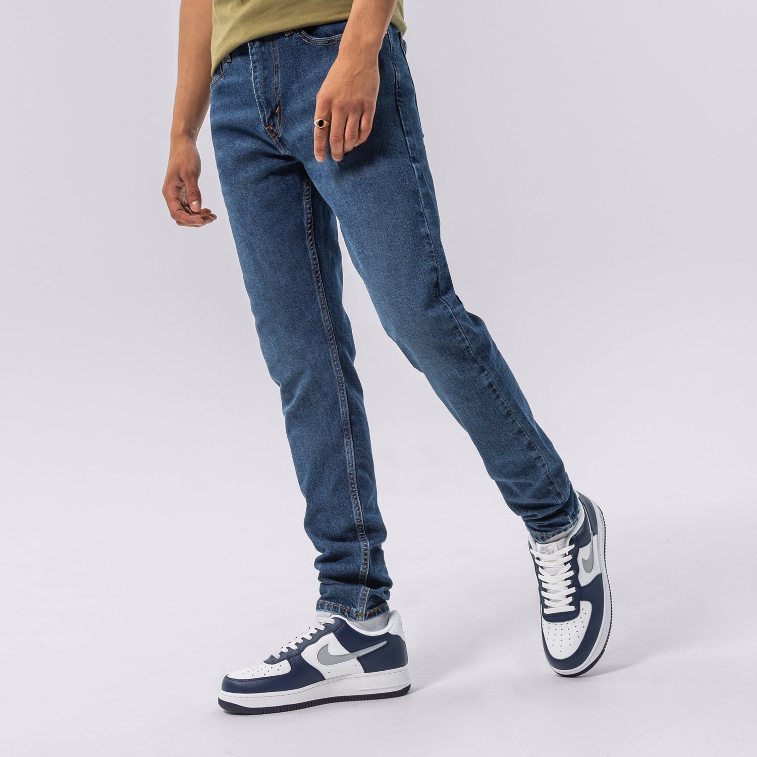 Bărbați pantaloni LEVI'S 512 SLIM FIT TAPER JEANS  59437-0087 Bleumarin